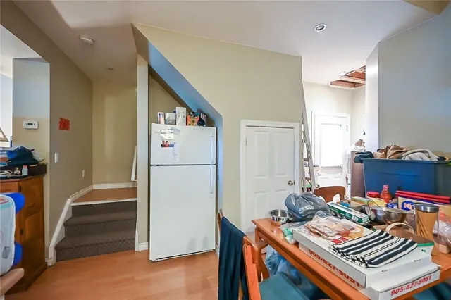 Additional property image - 129 LYNDEN Rd
