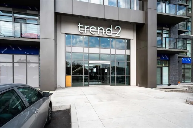 Additional property image - 460 Dundas St Unit 803
