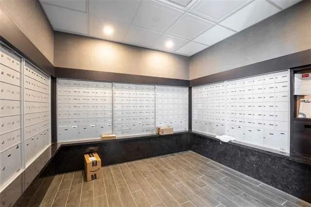 Additional property image - 460 Dundas St Unit 803