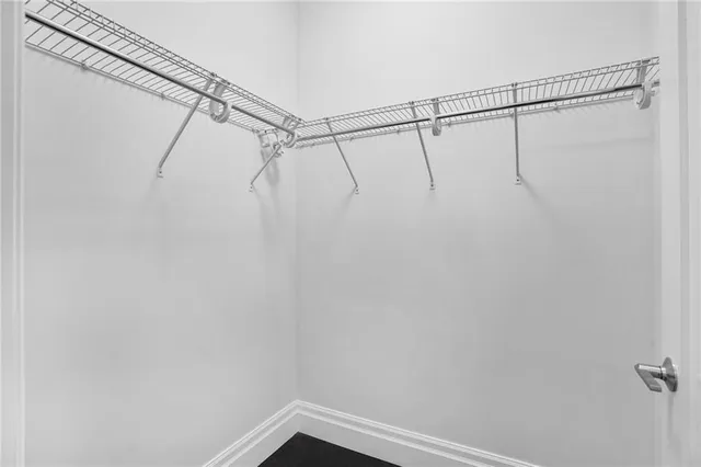 Additional property image - 112 King St Unit 1111