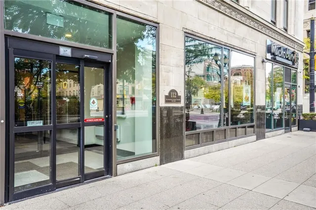 Additional property image - 112 King St Unit 1111
