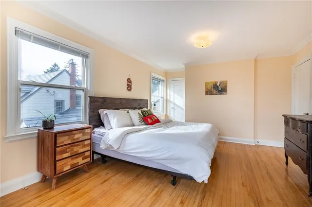 Additional property image - 2317 Lakeshore Rd