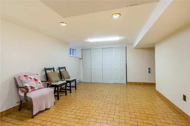 Additional property image - 2317 Lakeshore Rd