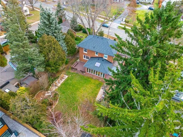 Additional property image - 2317 Lakeshore Rd
