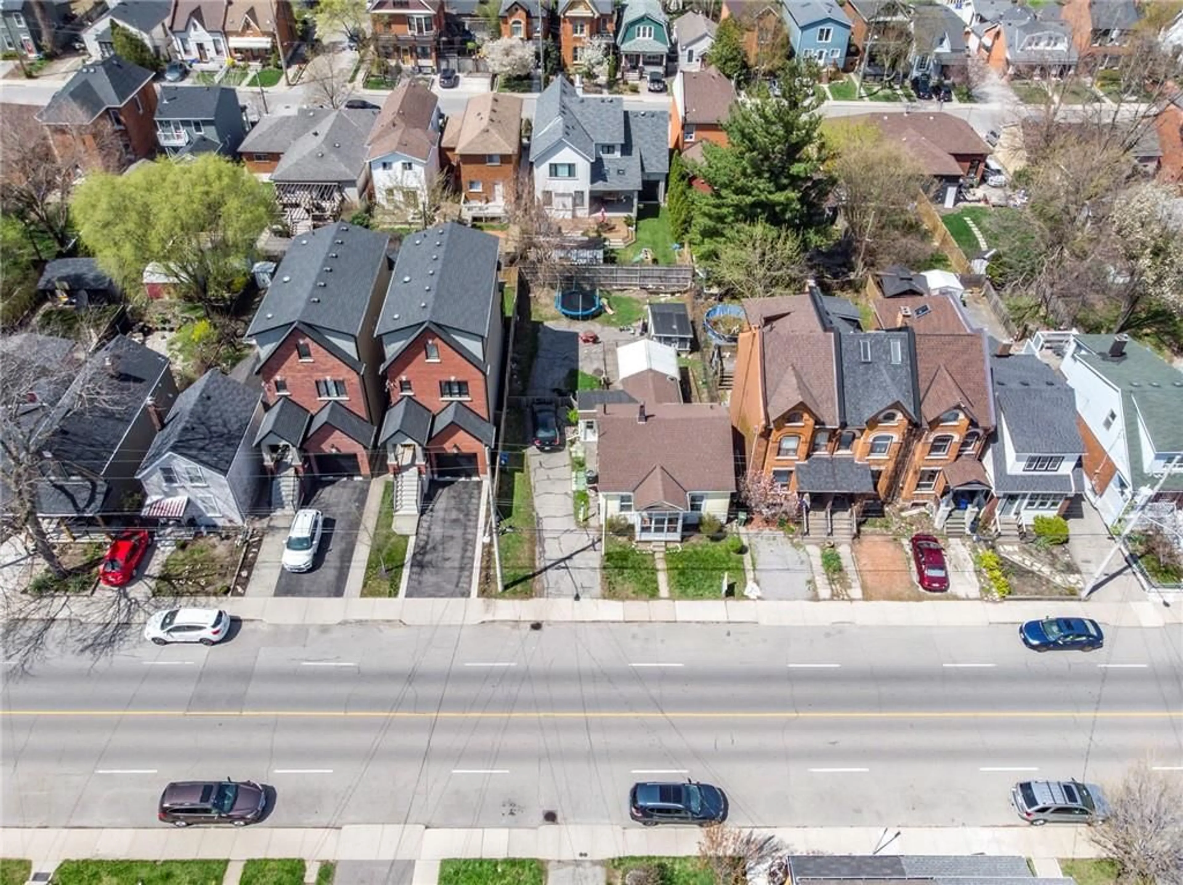 Street view for 193 Locke St, Hamilton Ontario L8K 3B1