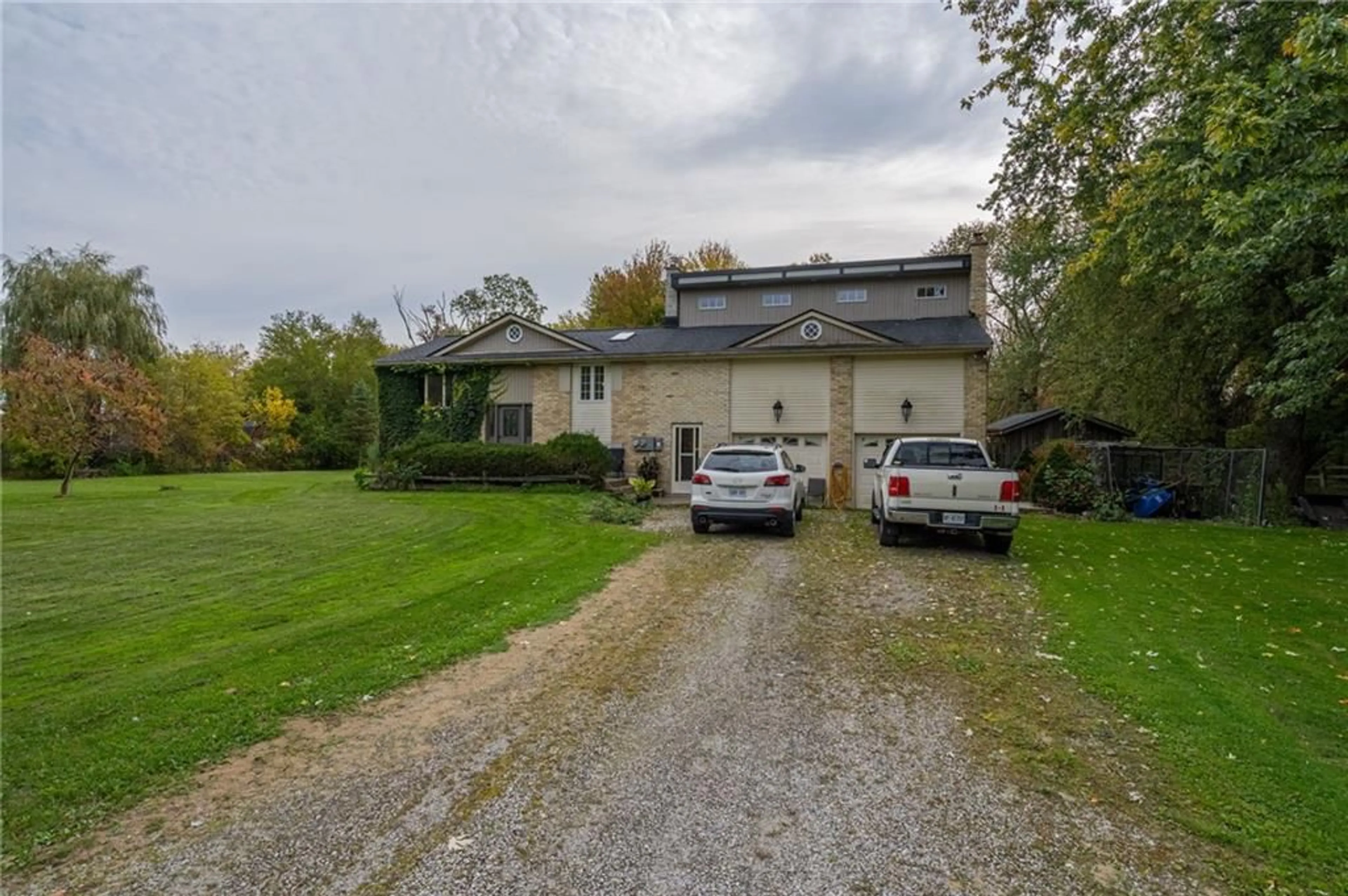 Outside view for 6555 Krista Lane, Melbourne Ontario N0L 1T0
