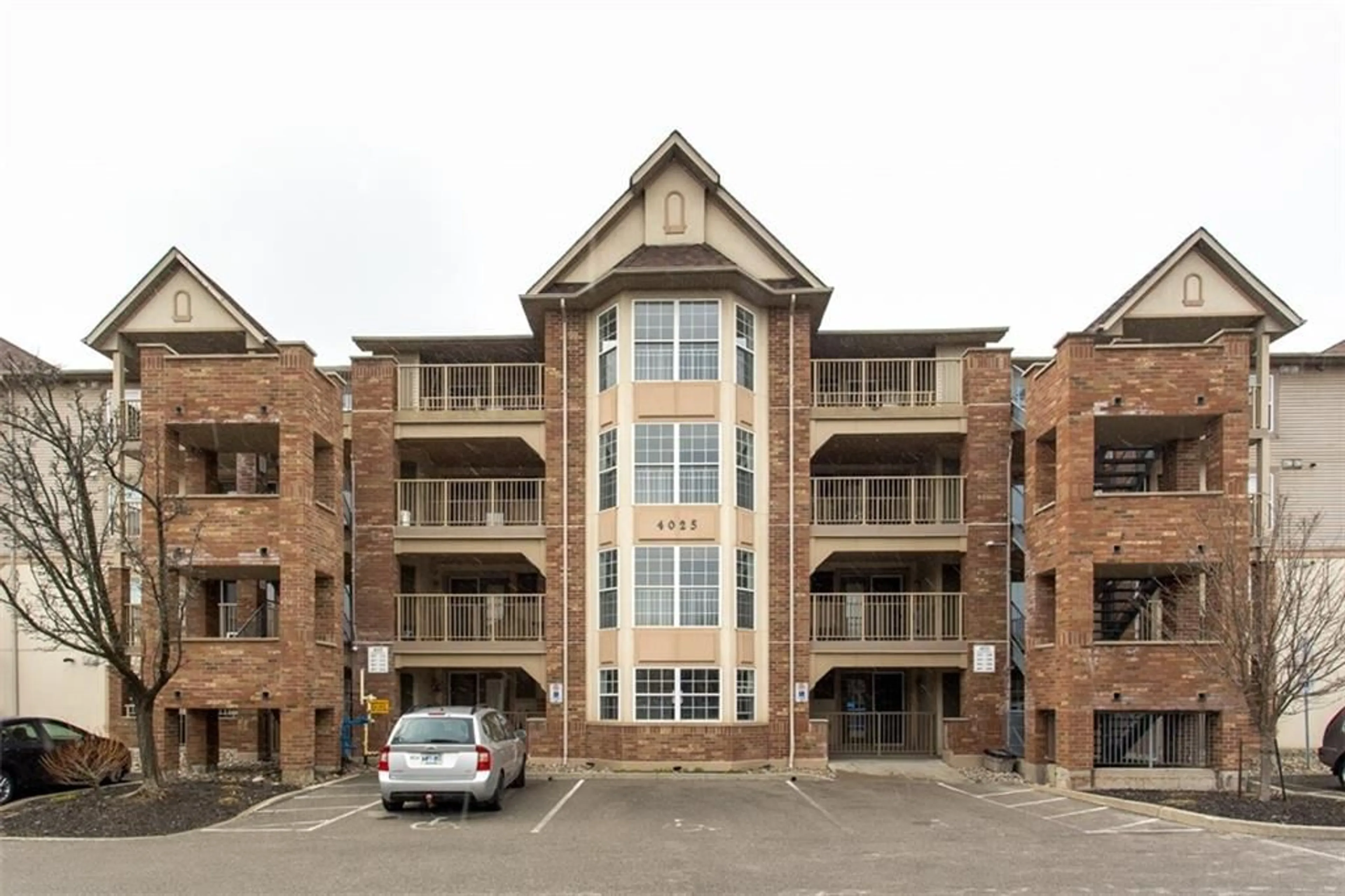 A pic from exterior of the house or condo for 4025 KILMER Dr #410, Burlington Ontario L7M 4M5