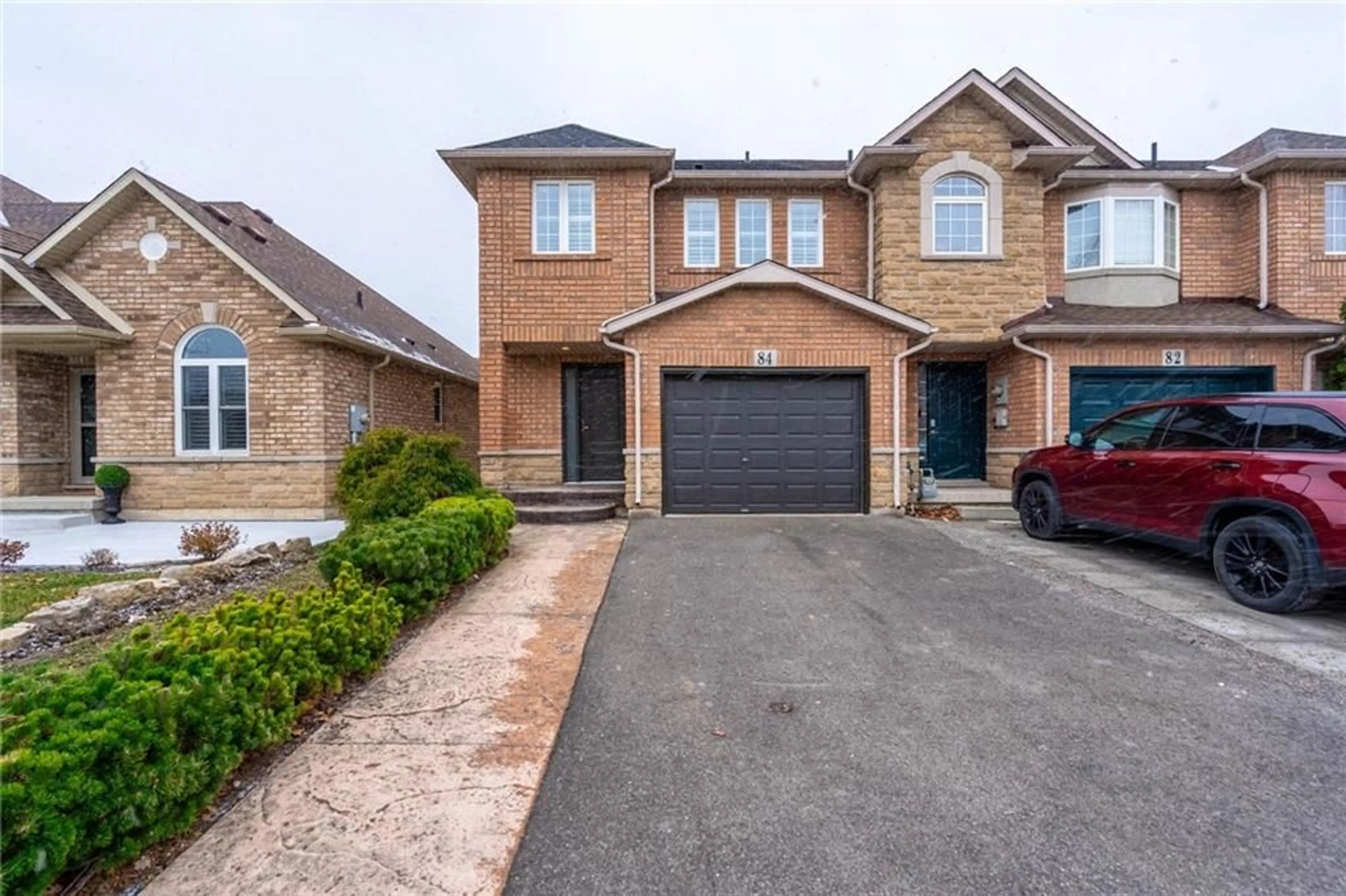Home with brick exterior material for 84 Hannon Cres, Stoney Creek Ontario L0R 1P0