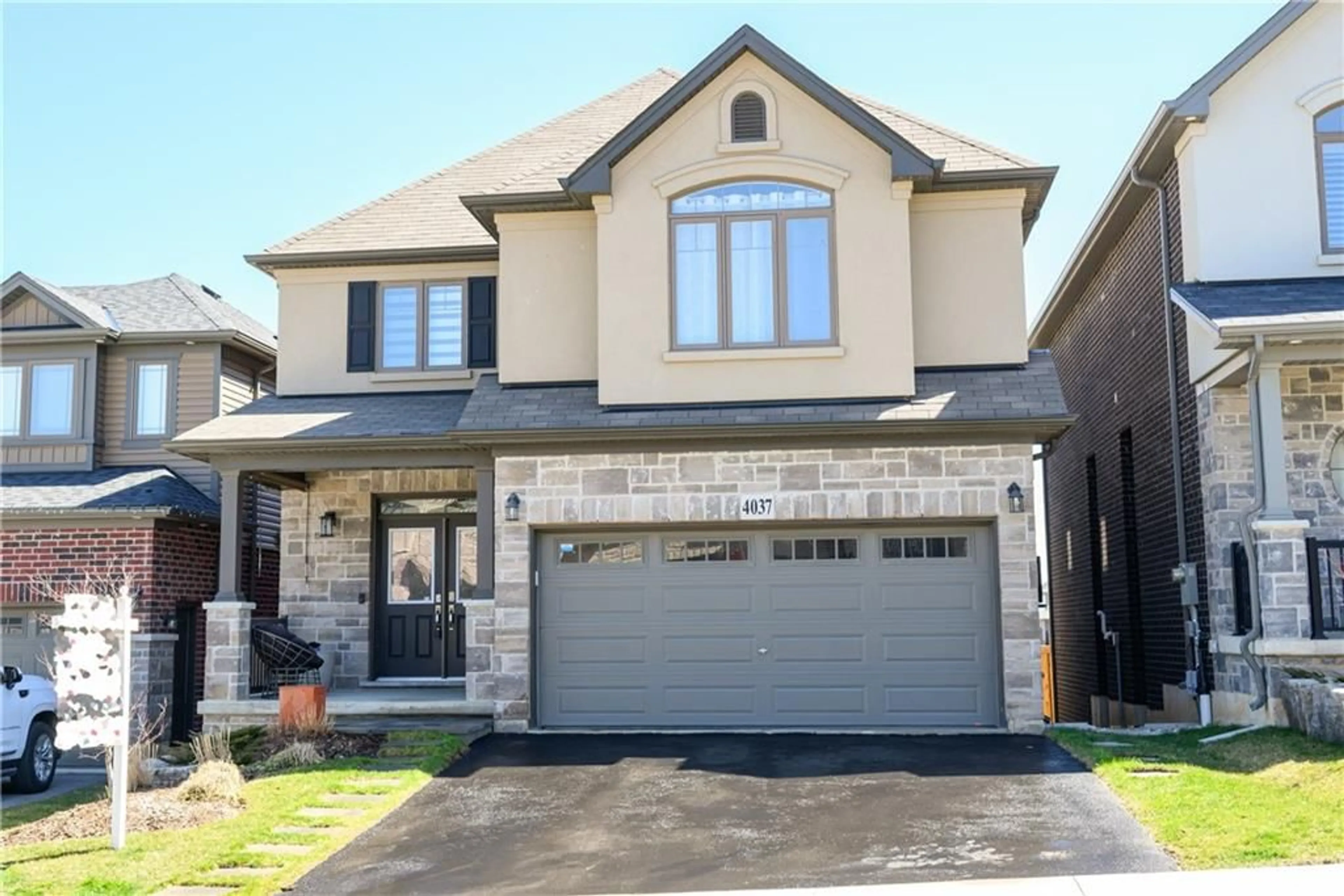 Frontside or backside of a home for 4037 STADELBAUER Dr, Beamsville Ontario L3J 0S5