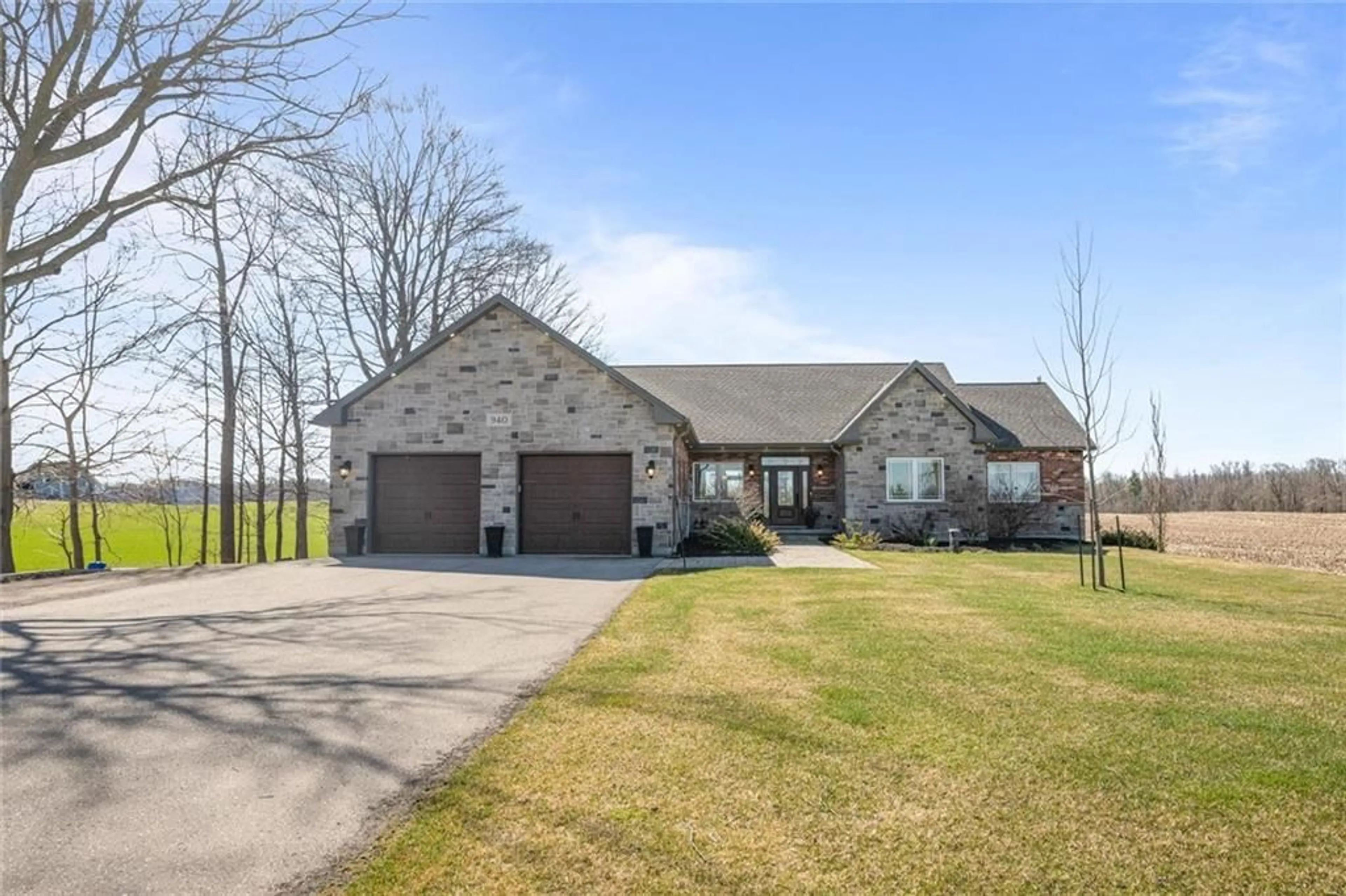 Frontside or backside of a home for 940 Concession 8 W, Flamborough Ontario N0B 2J0