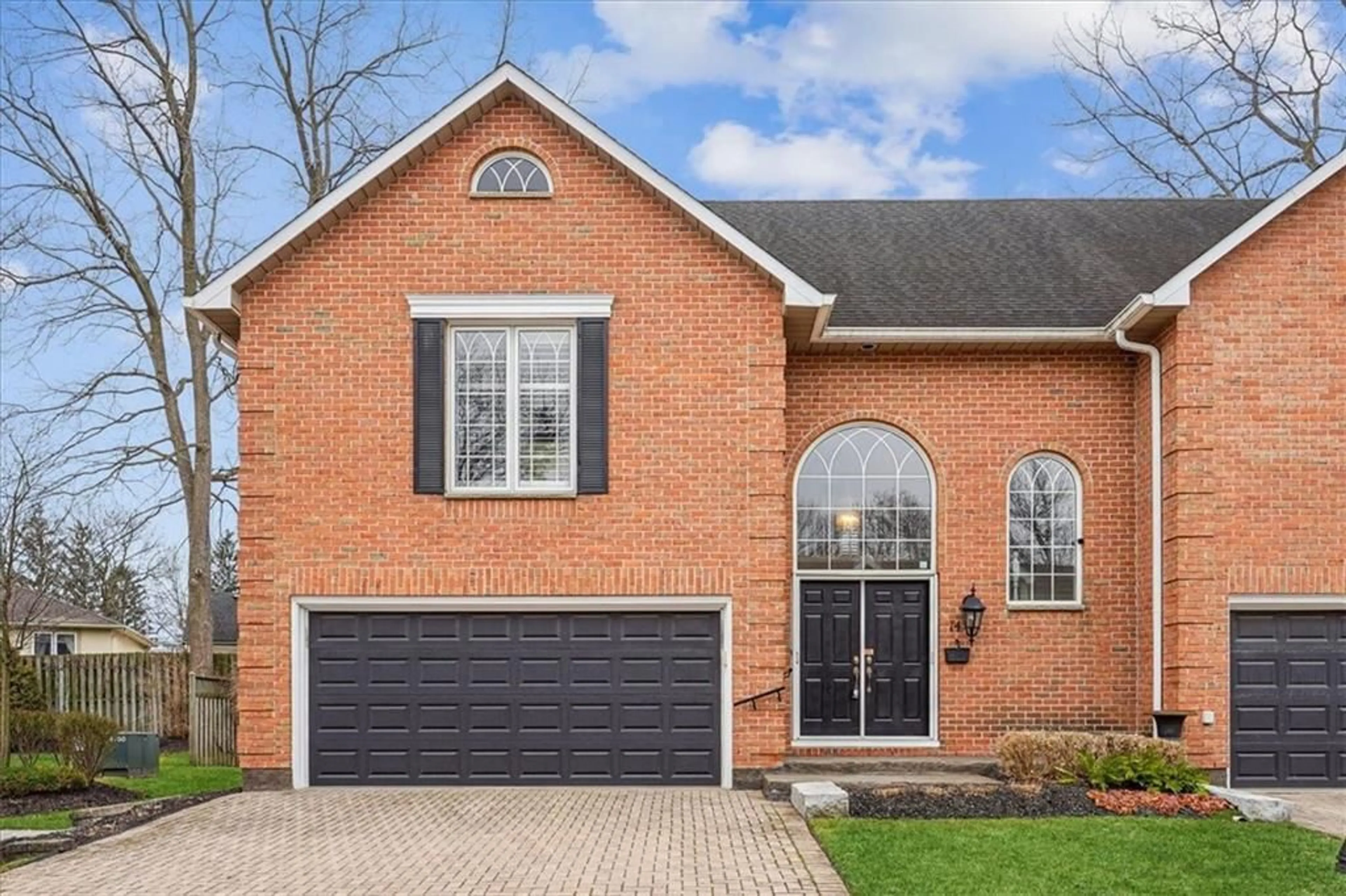 Home with brick exterior material for 4667 Portage Rd #14, Niagara Falls Ontario L2E 6A9