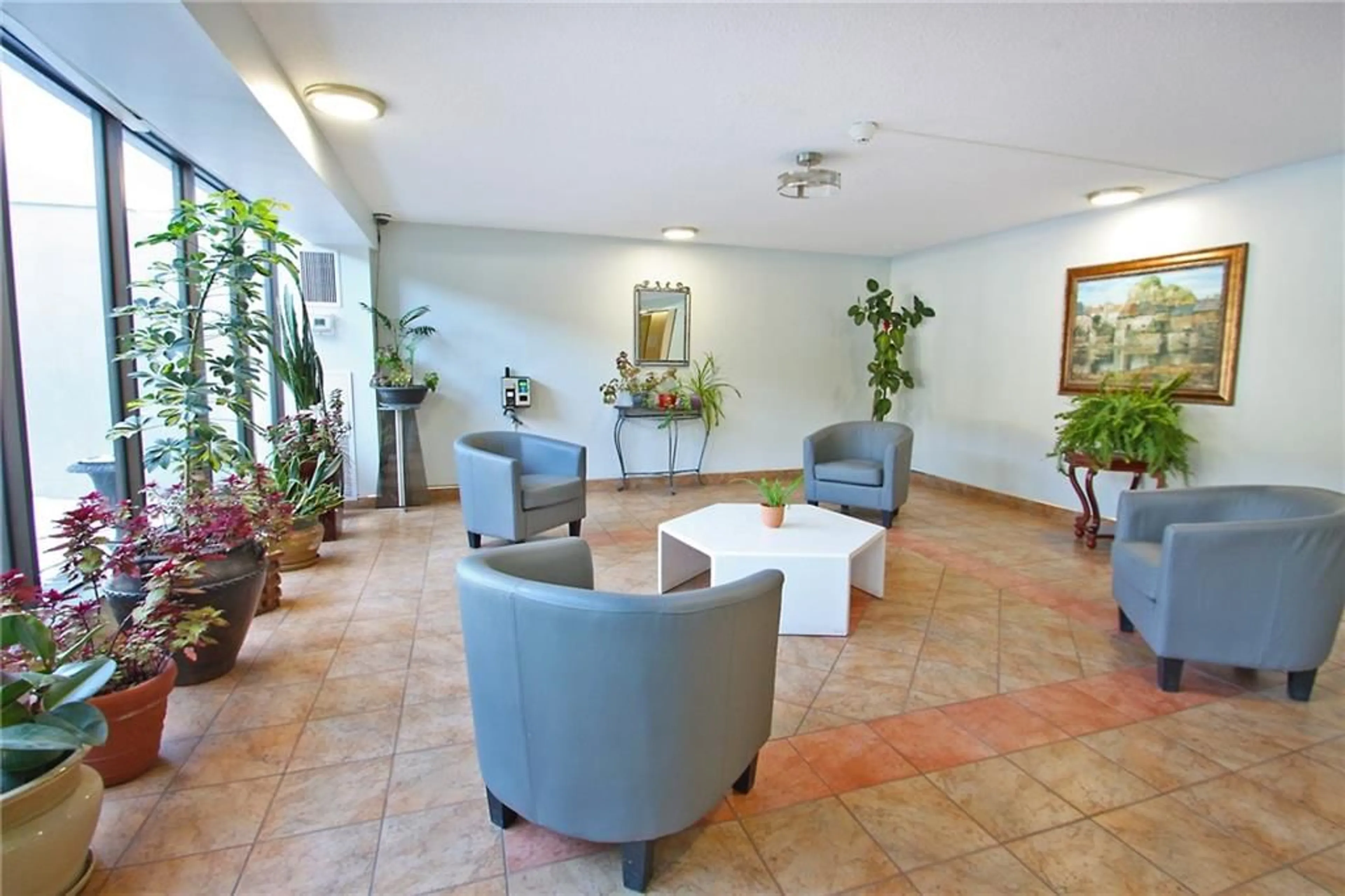 Indoor lobby for 301 Prudential Dr #1011, Scarborough Ontario M1P 4V3
