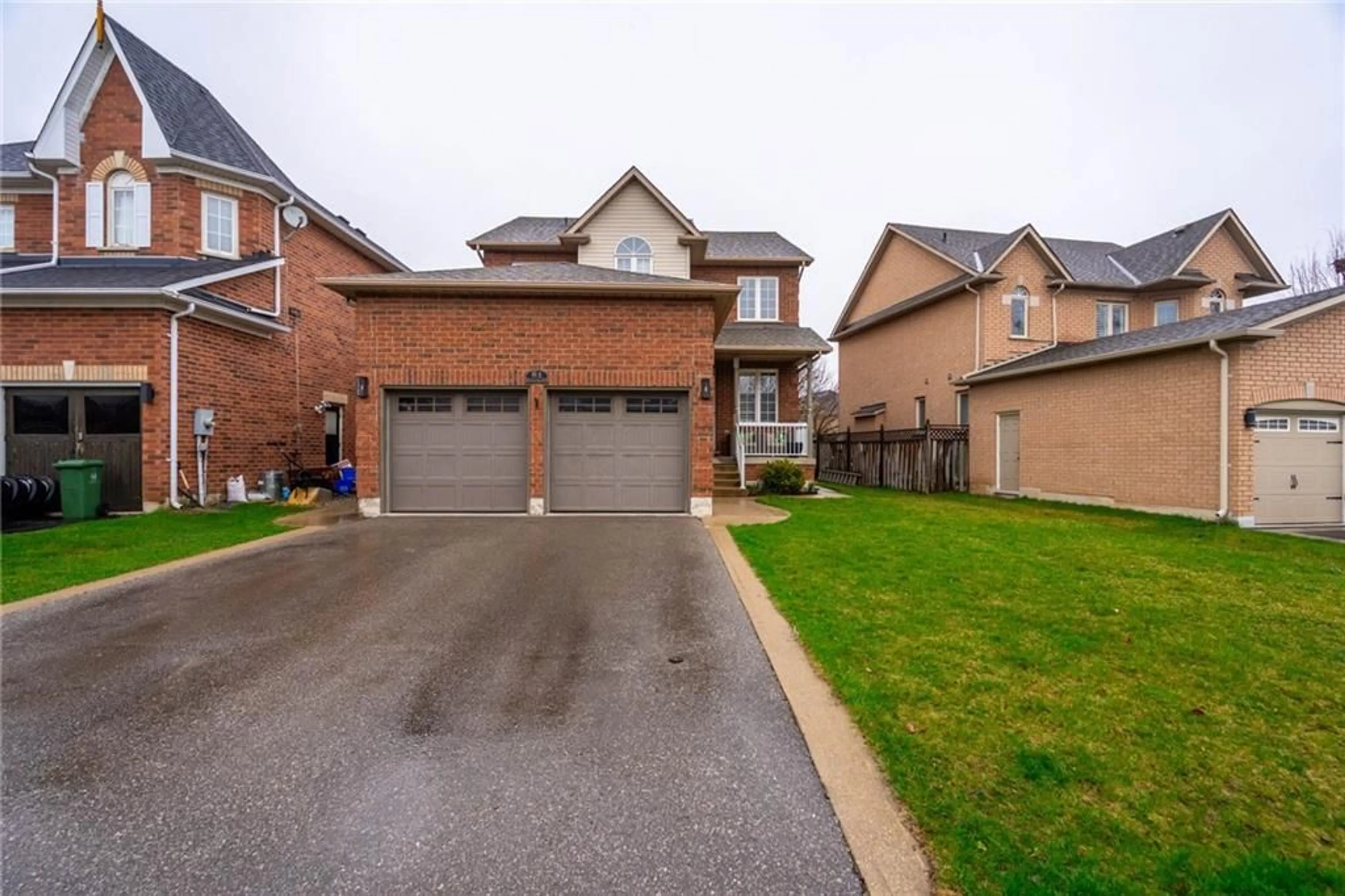 A pic from exterior of the house or condo for 81 Segwun Rd, Waterdown Ontario L0R 2H6