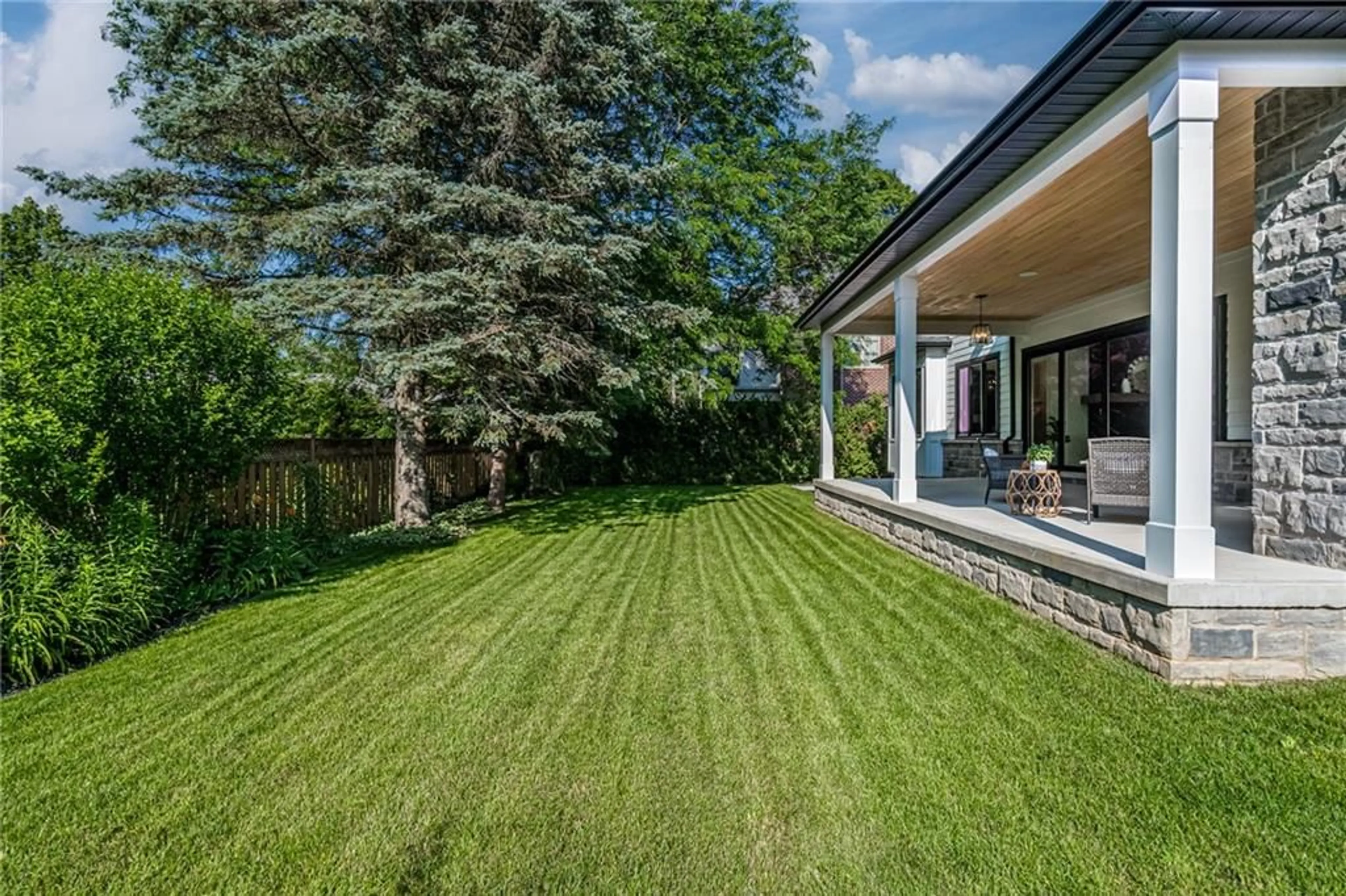 Patio for 9 Parker Ave, Ancaster Ontario L9G 1A6