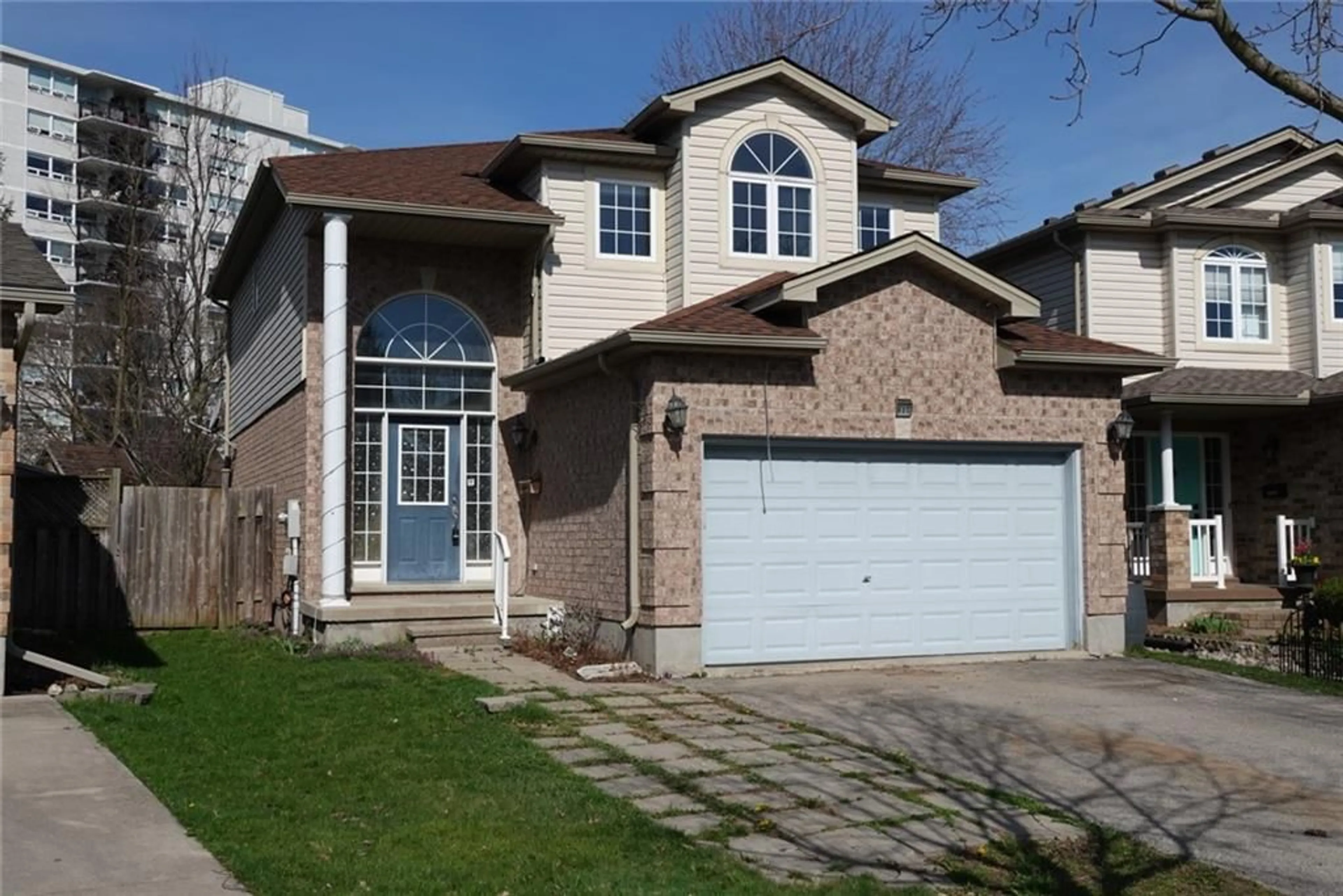 A pic from exterior of the house or condo for 605 Ridgeview Dr, London Ontario N5Y 6H7