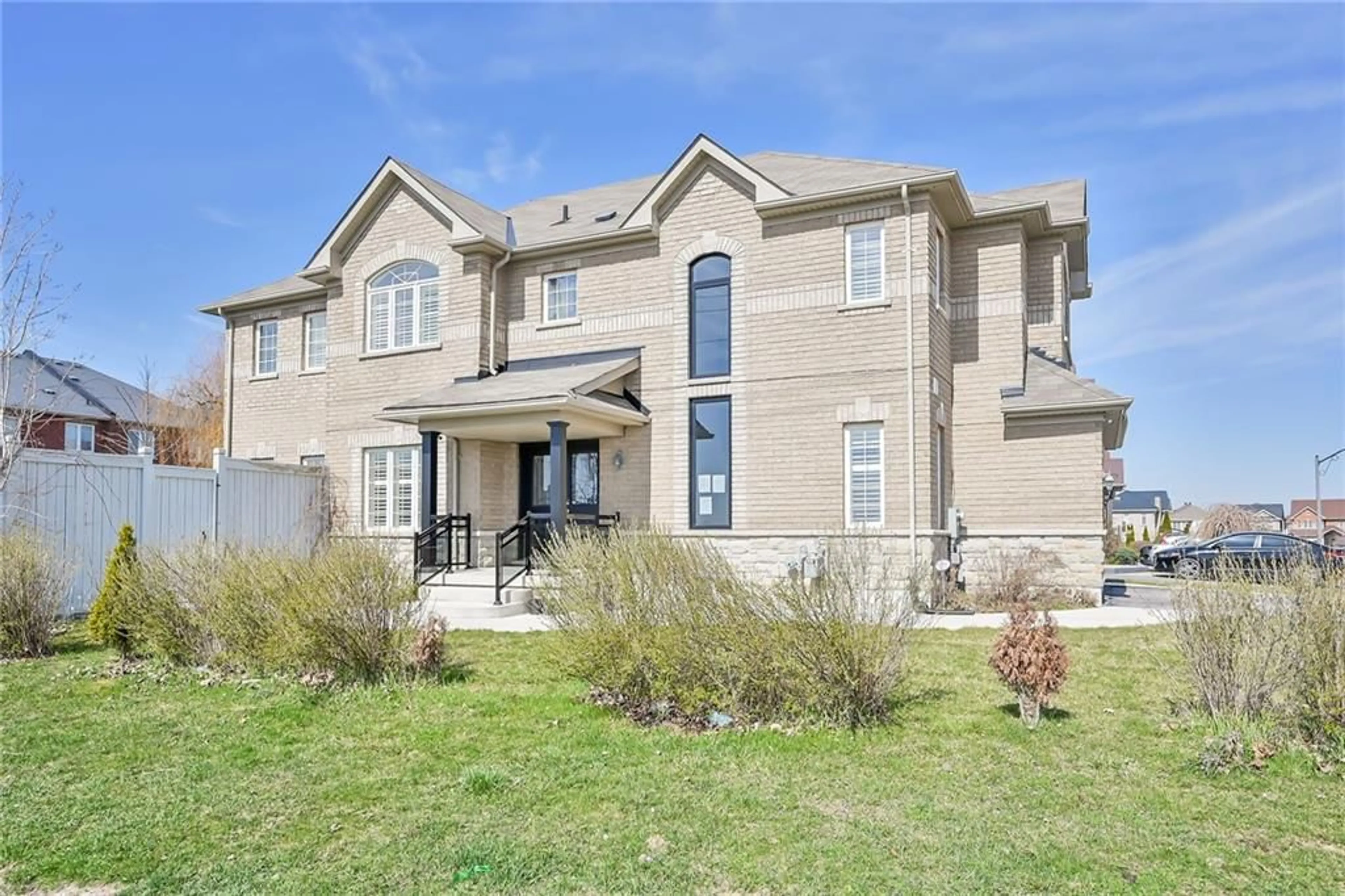 Frontside or backside of a home for 21 Chetholme Pl, Halton Hills Ontario L7G 0E1