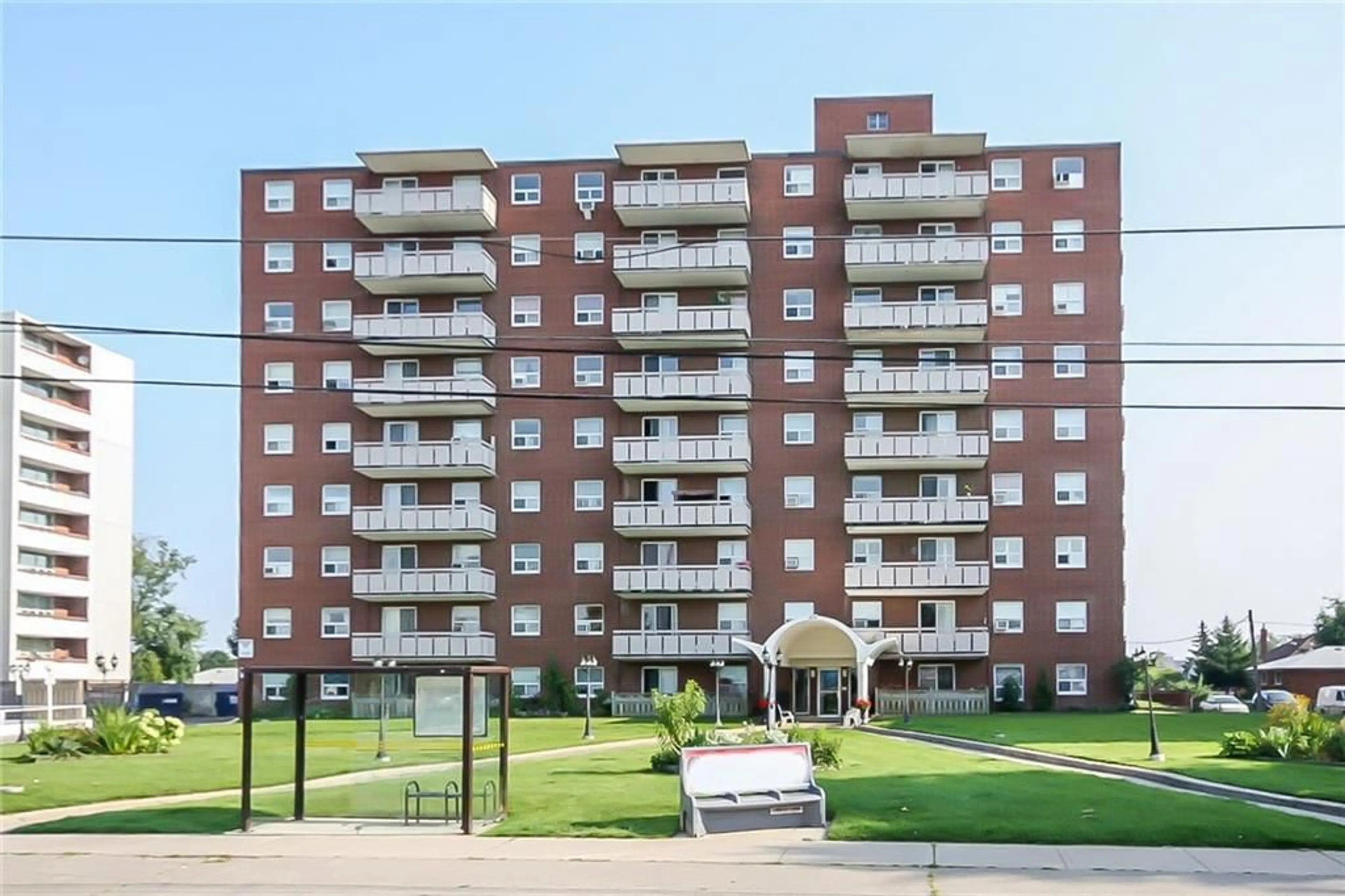 A pic from exterior of the house or condo for 851 QUEENSTON Rd #608, Hamilton Ontario L8G 1B4