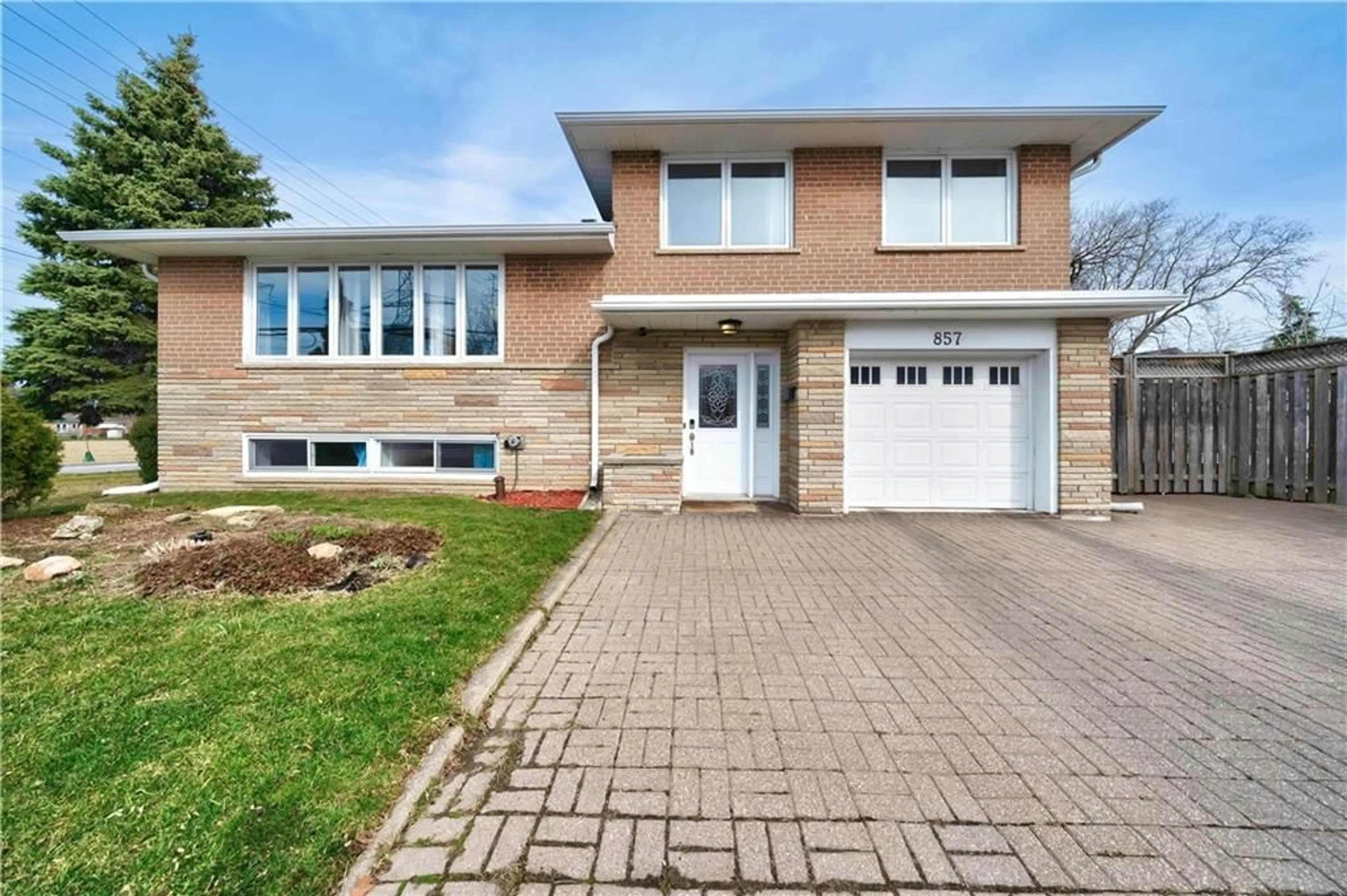 Home with brick exterior material for 857 Willowdale Ave, North York Ontario M2M 3B9