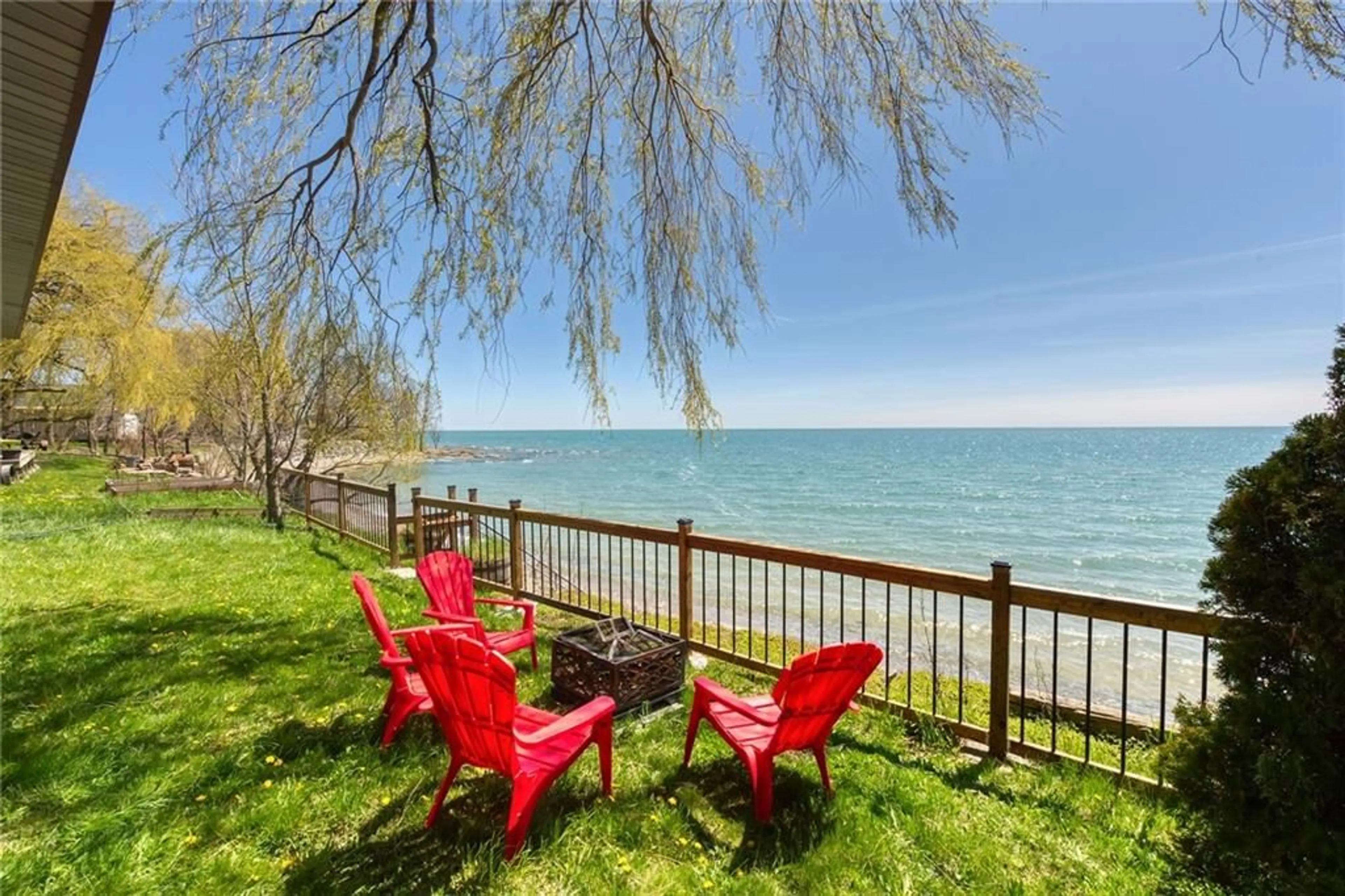 Lakeview for 90 Lakeshore Rd, Selkirk Ontario N0A 1P0