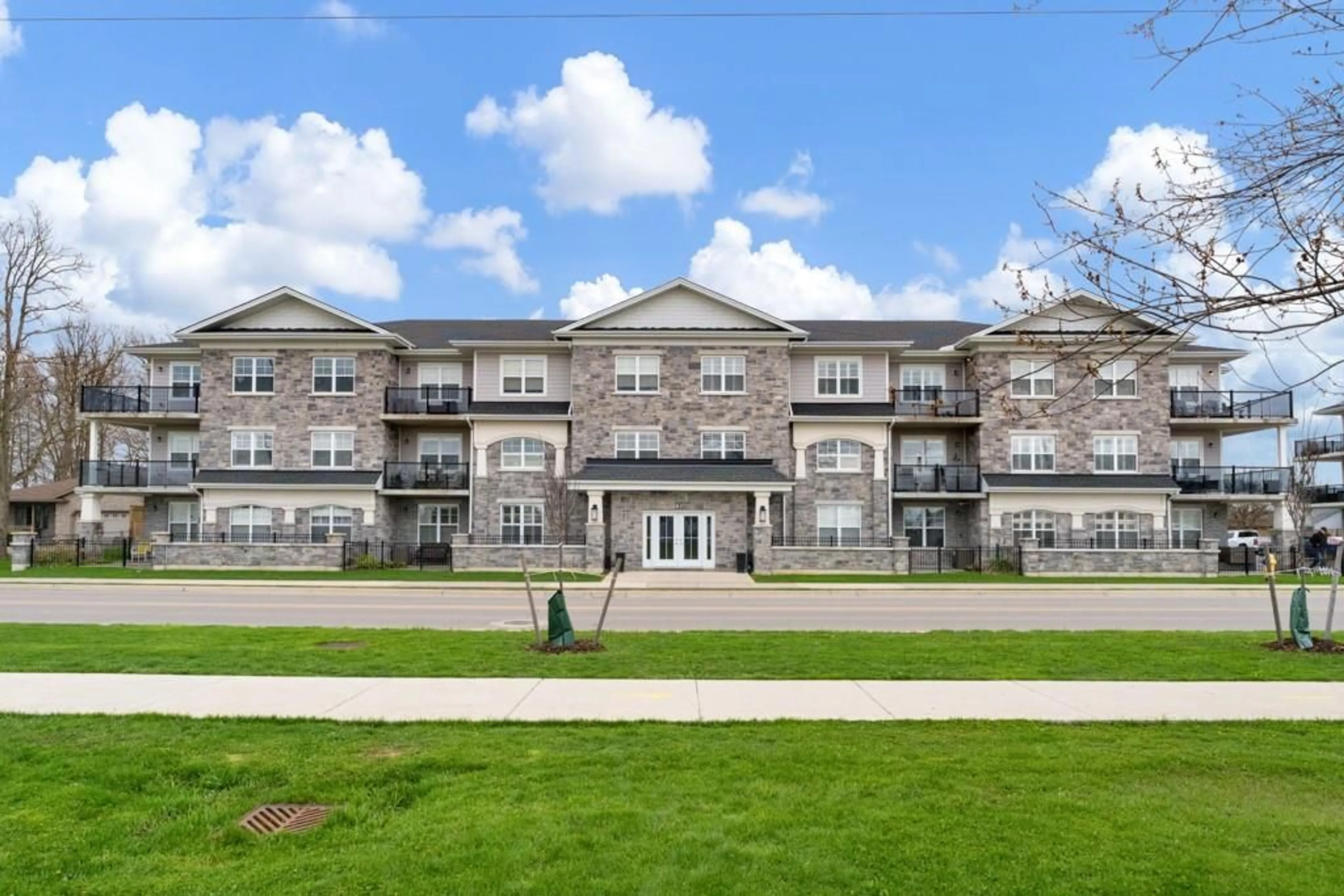 A pic from exterior of the house or condo for 67 Haddington St #304, Caledonia Ontario N3W 2H2