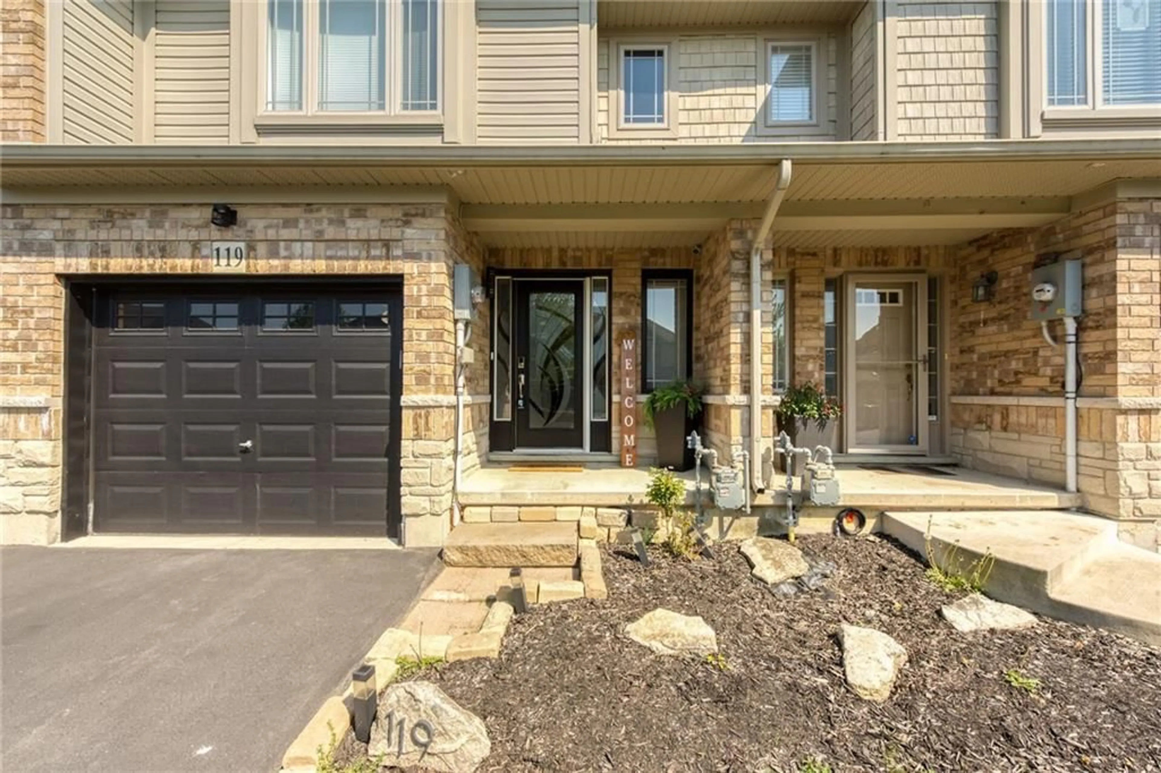A pic from exterior of the house or condo for 119 Donald Bell Dr, Binbrook Ontario L0R 1C0