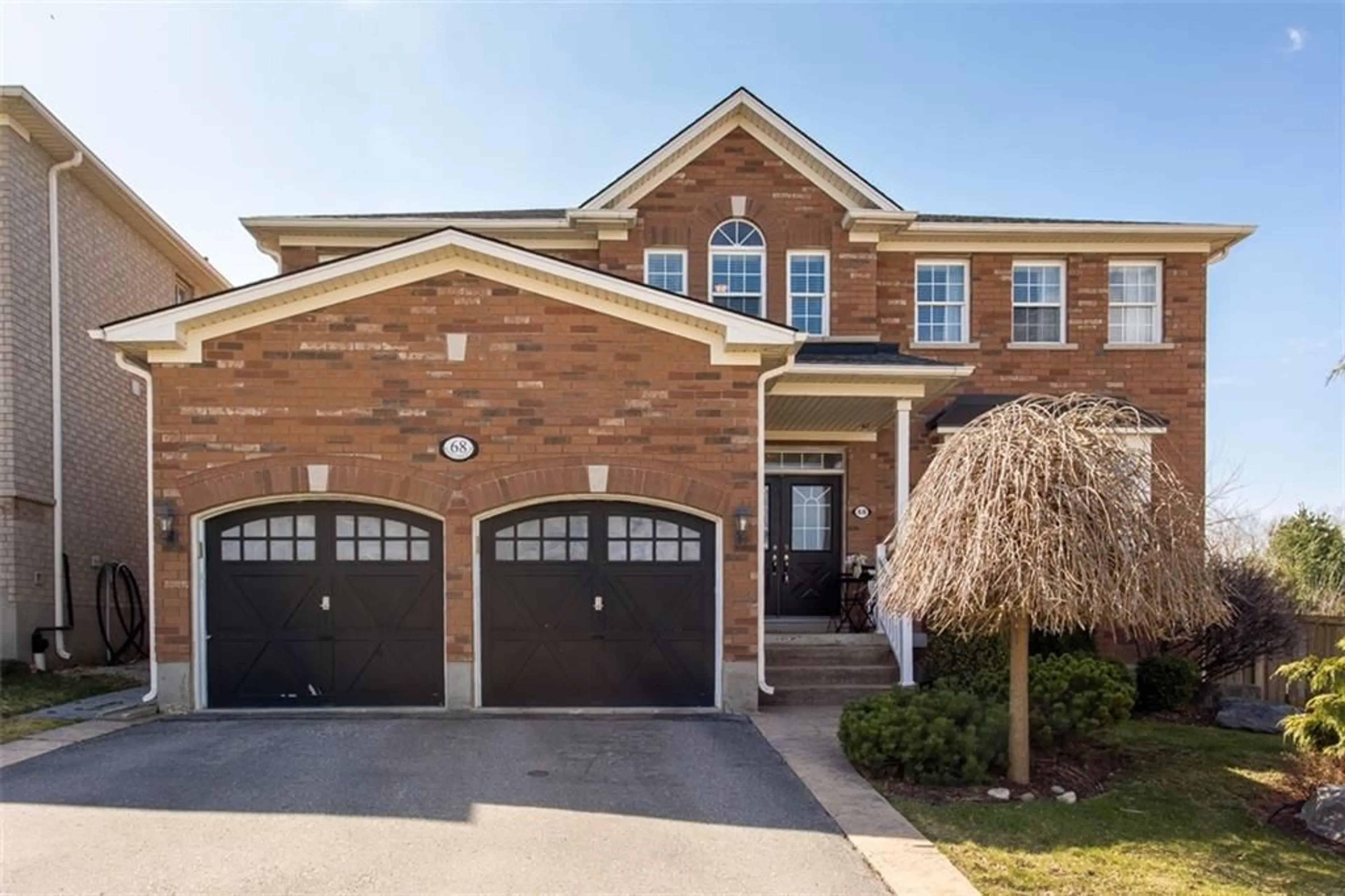 Home with brick exterior material for 68 SWIFT Cres, Cambridge Ontario N1P 1J9