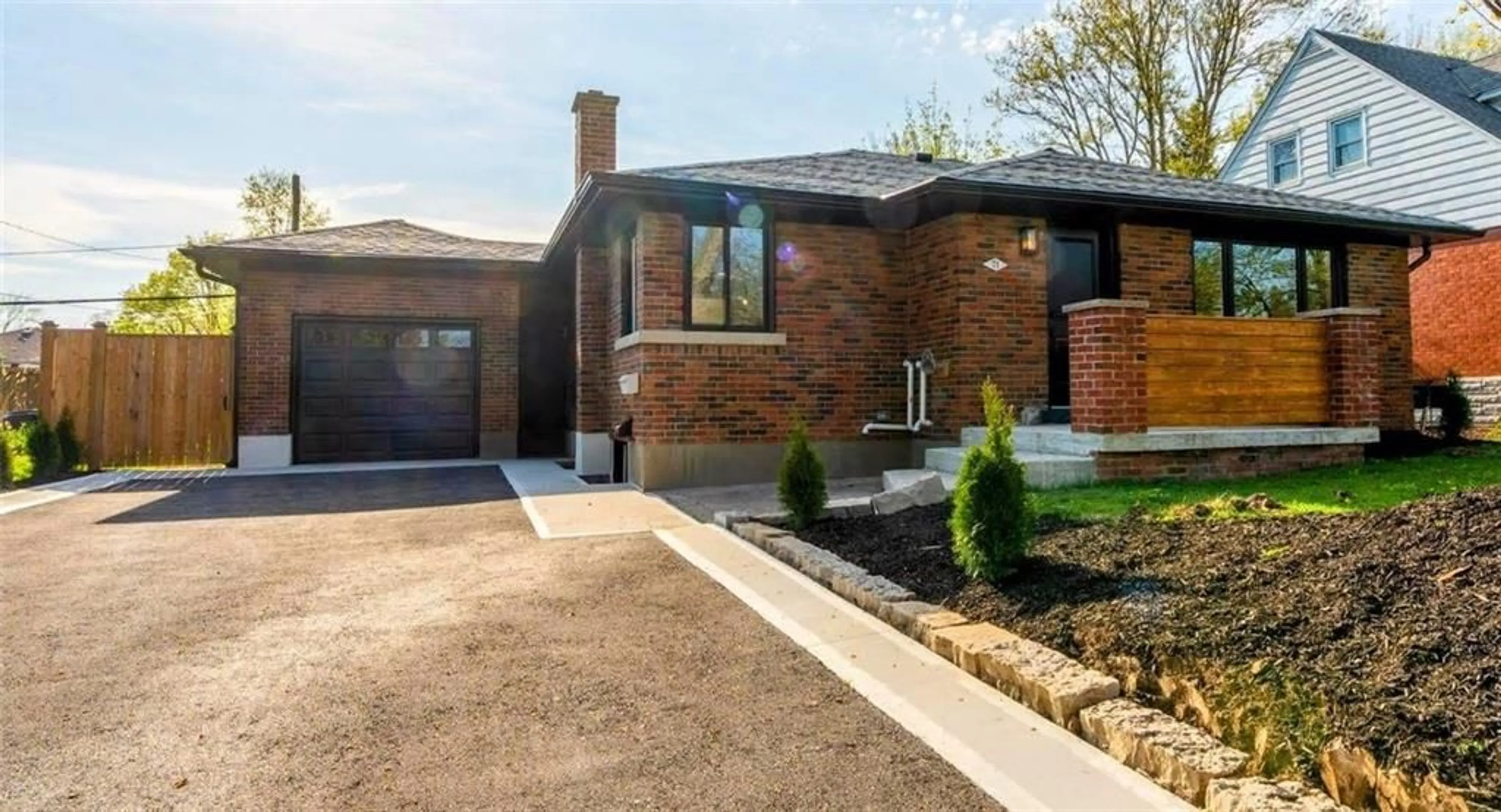 Home with brick exterior material for 71 DIFFIN Dr, Welland Ontario L3C 2K2