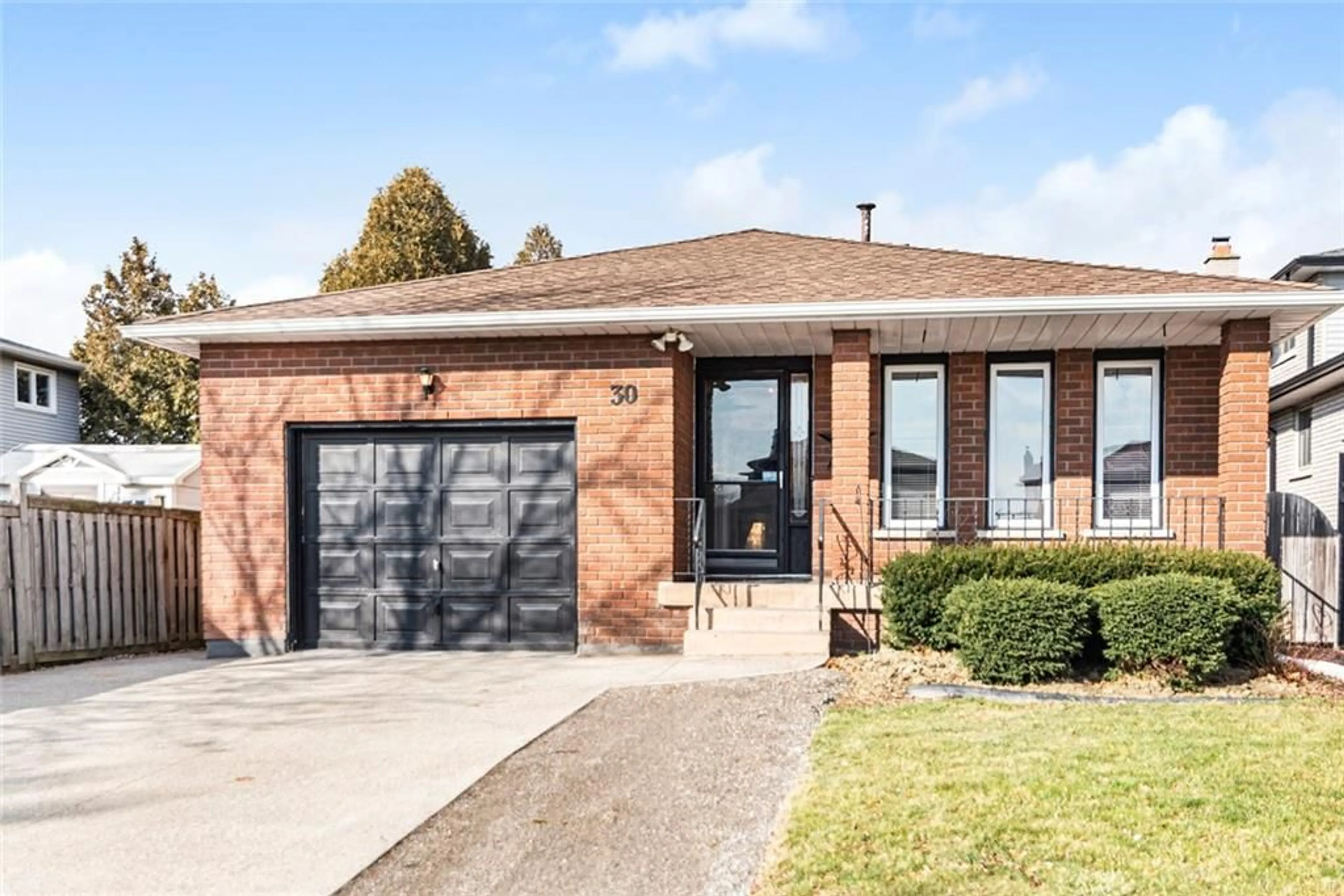Home with brick exterior material for 30 Osgoode Crt, Hamilton Ontario L8W 3C5