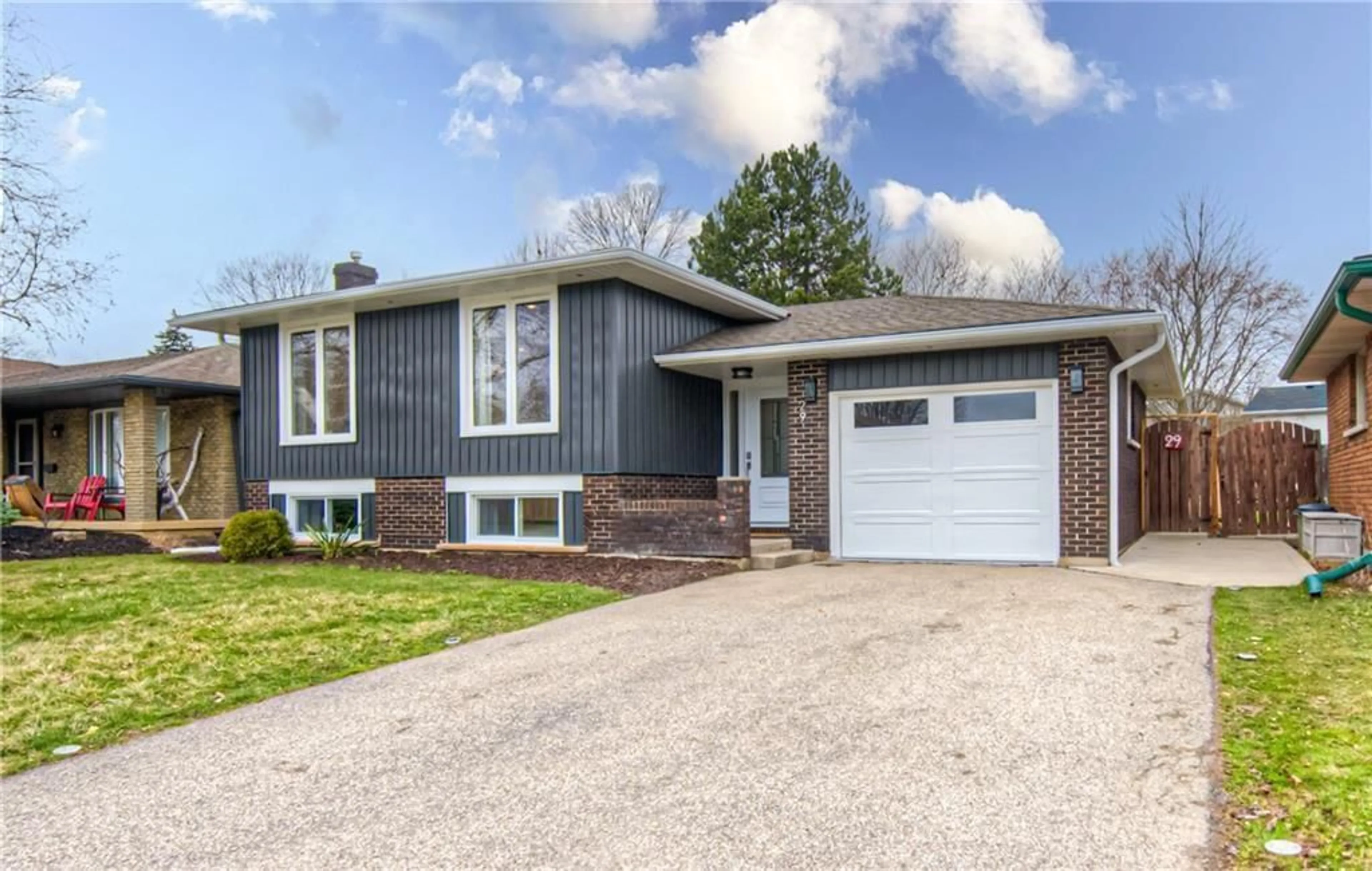 Home with brick exterior material for 29 Ashgrove Ave, Brantford Ontario N3R 6E1