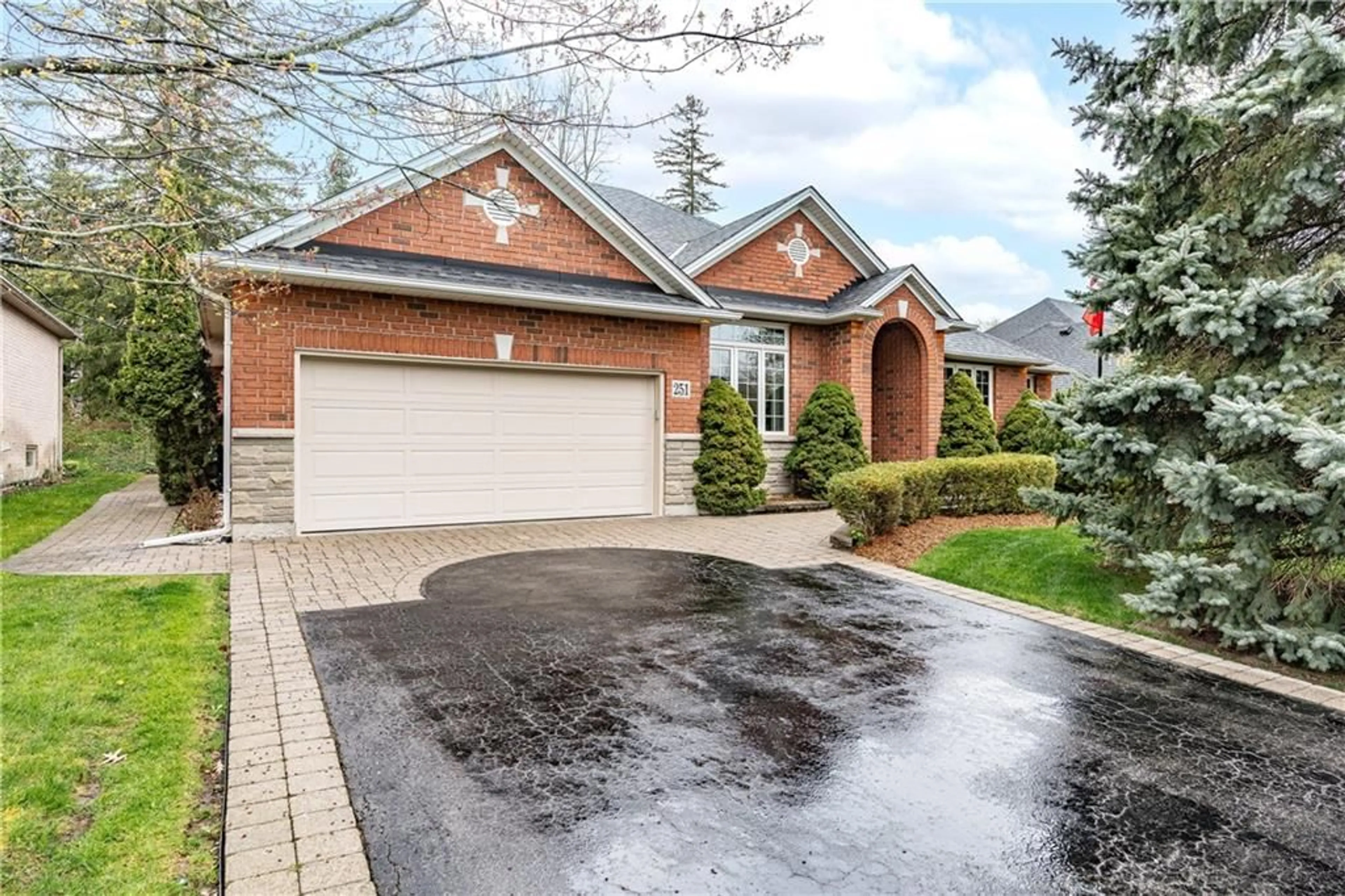 Home with brick exterior material for 251 Foxridge Dr, Ancaster Ontario L9G 5B8