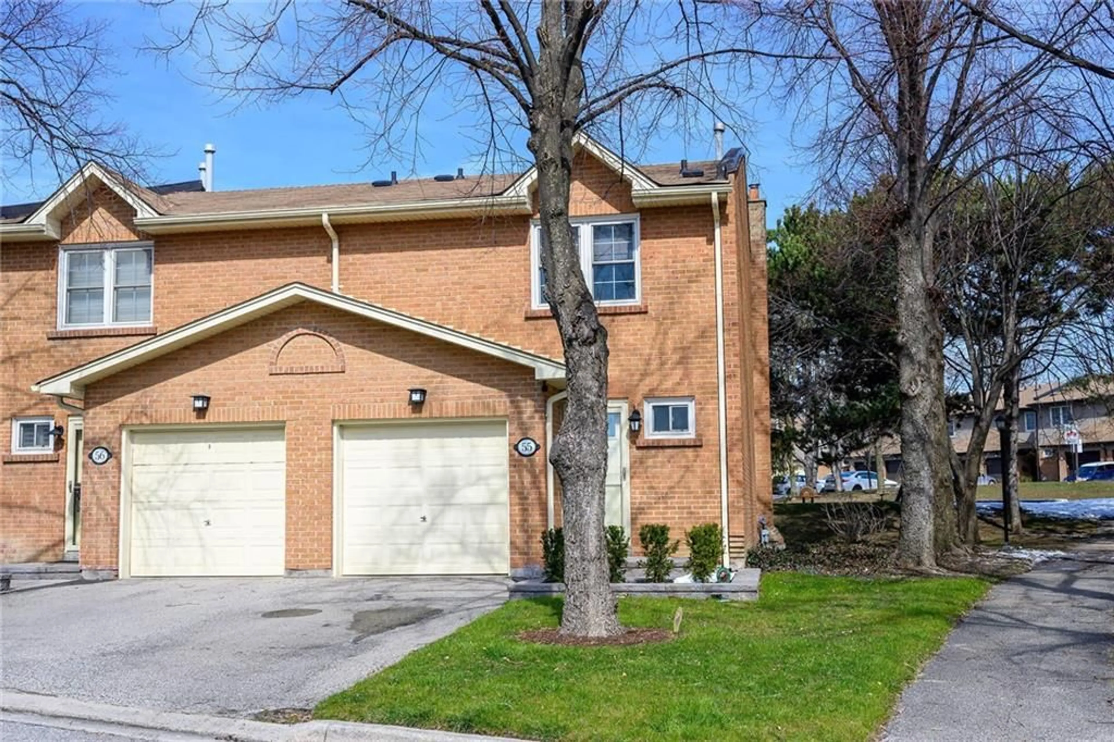 A pic from exterior of the house or condo for 1951 RATHBURN Rd #55, Mississauga Ontario L4W 2N9