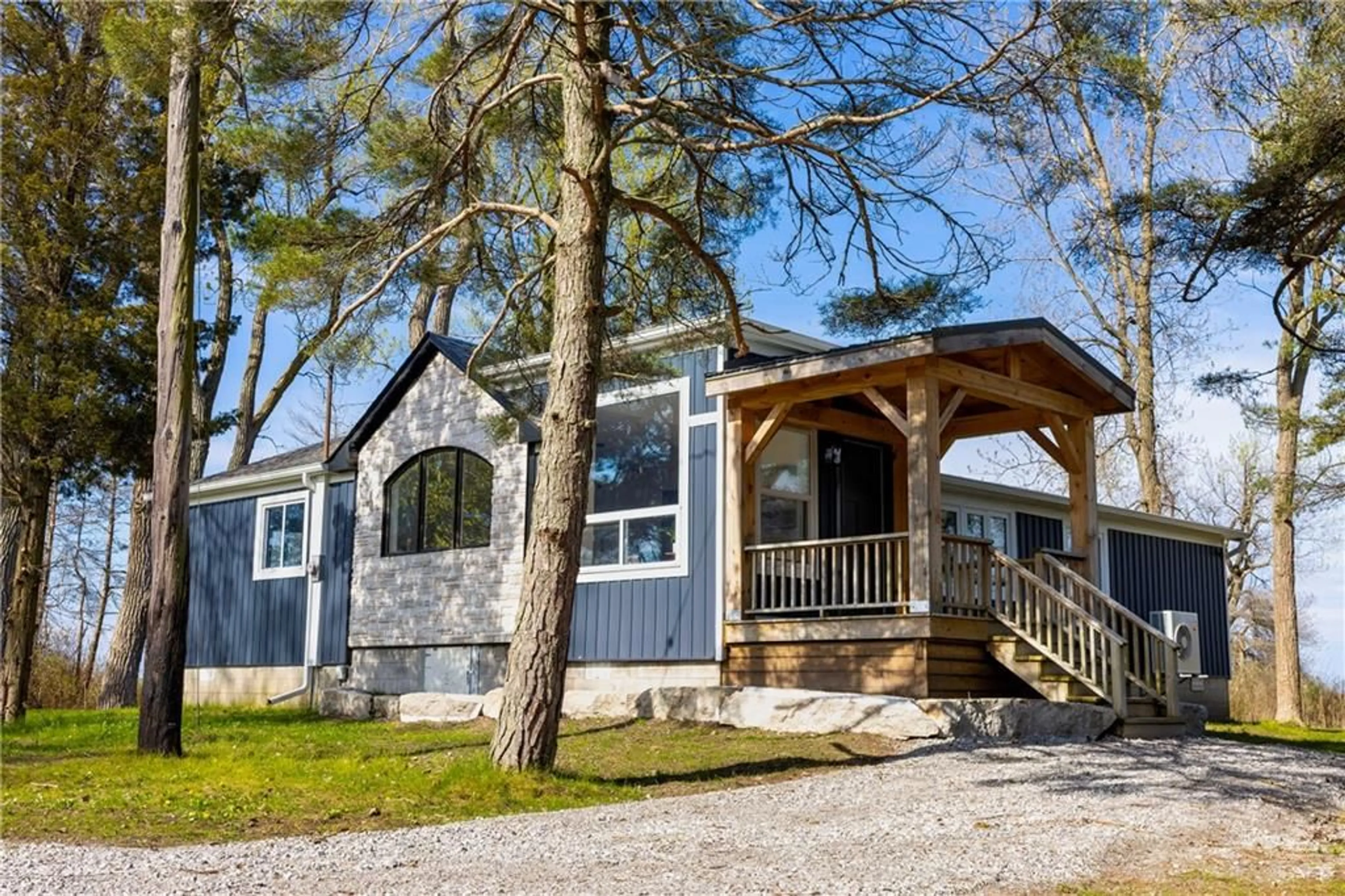 Cottage for 128 PIKE Lane, Long Point Ontario N0E 1M0