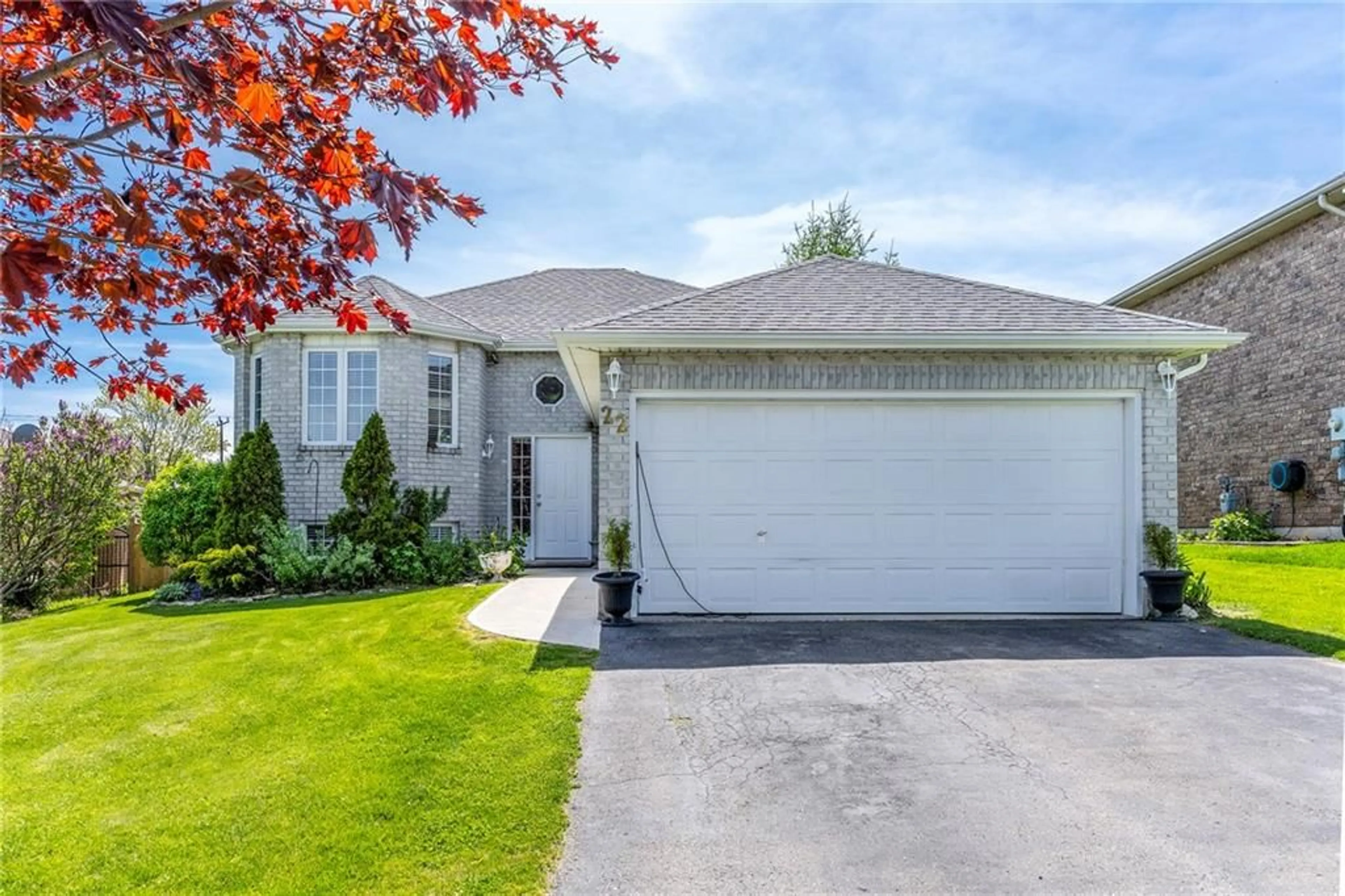 Frontside or backside of a home for 22 Hillcrest Rd, Port Colborne Ontario L3K 6B4