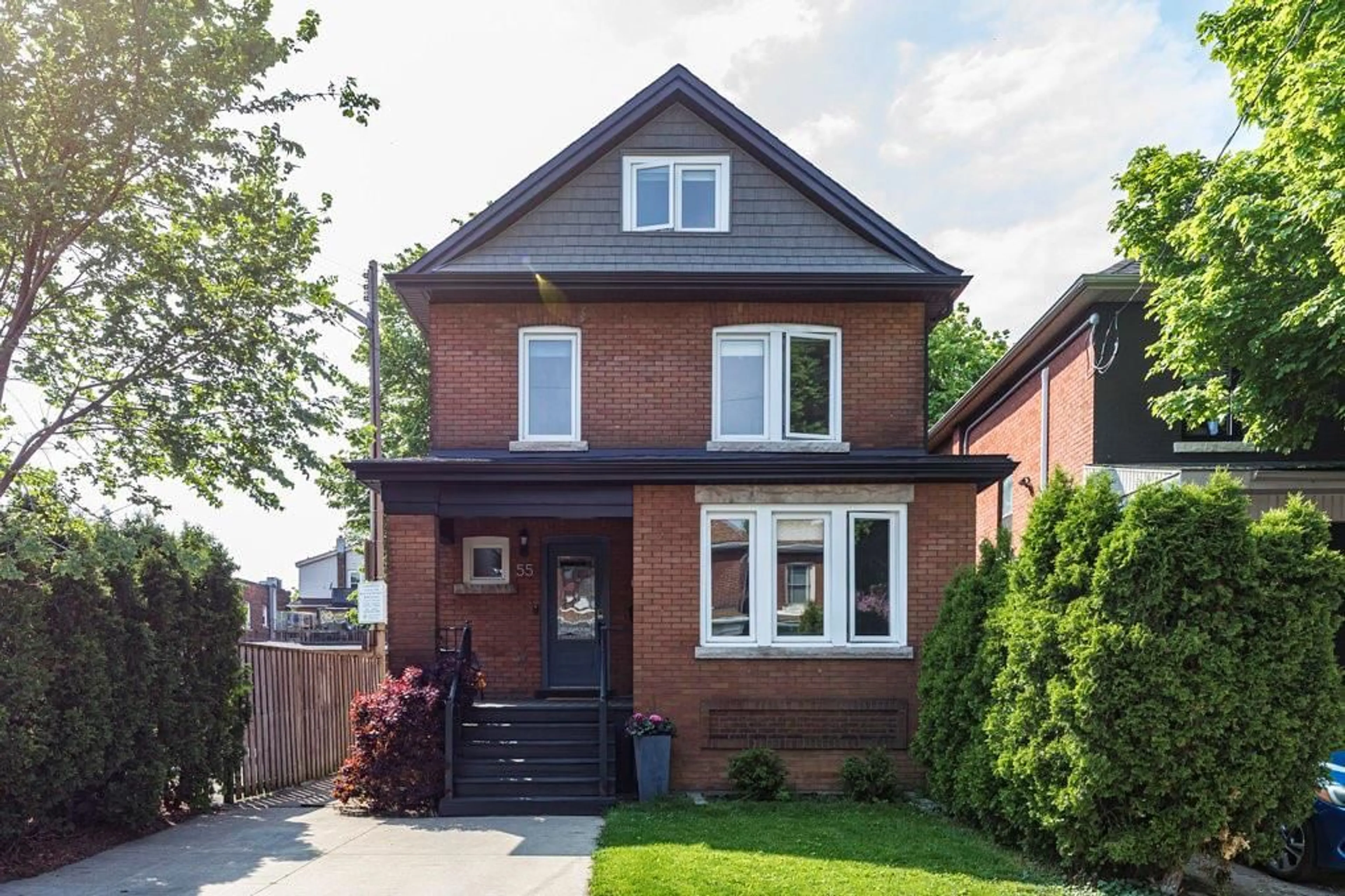 Home with brick exterior material for 55 BALMORAL Ave, Hamilton Ontario L8L 7R5