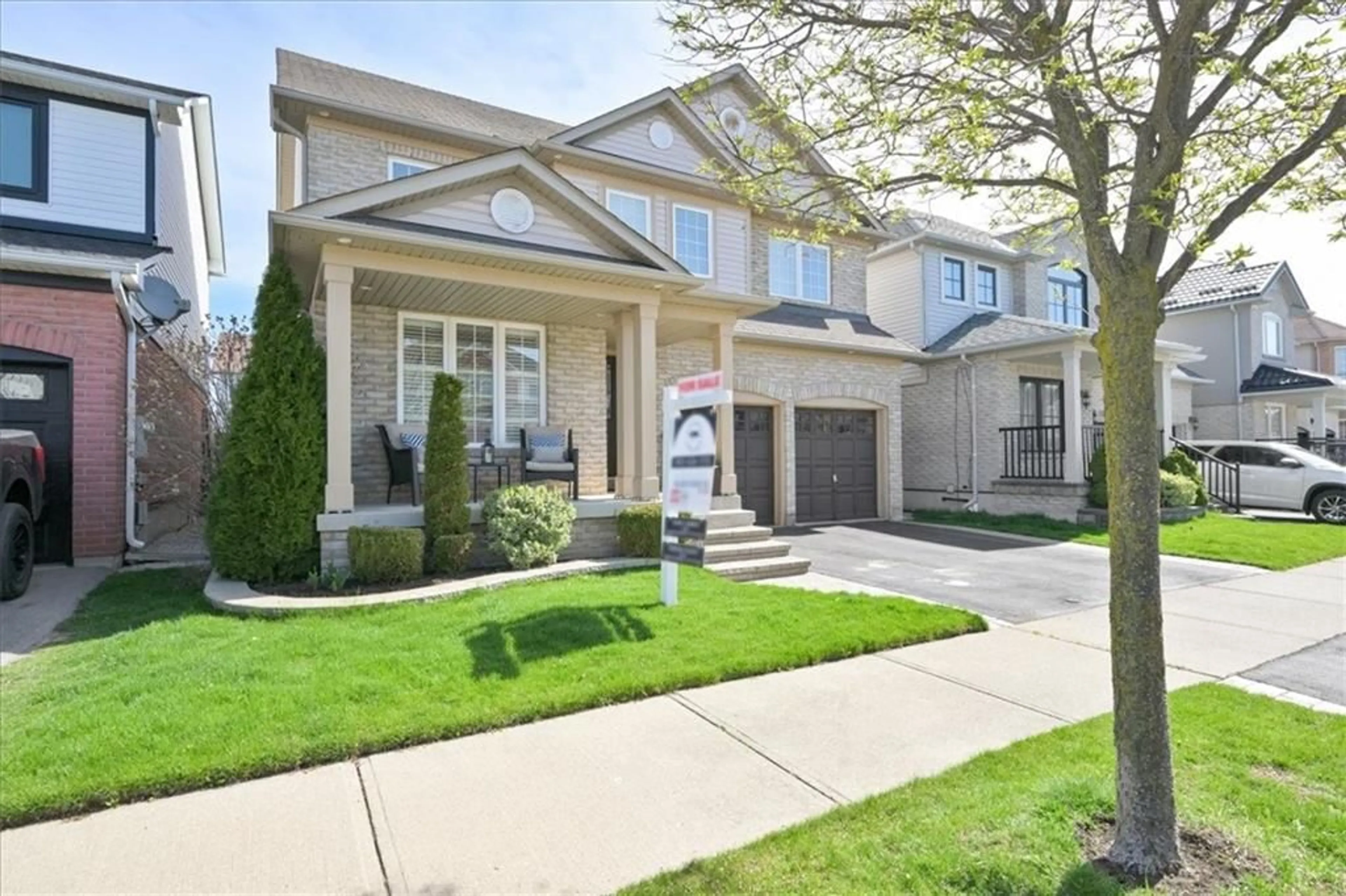 Frontside or backside of a home for 1009 HOLDSWORTH Cres, Milton Ontario L9T 0C3