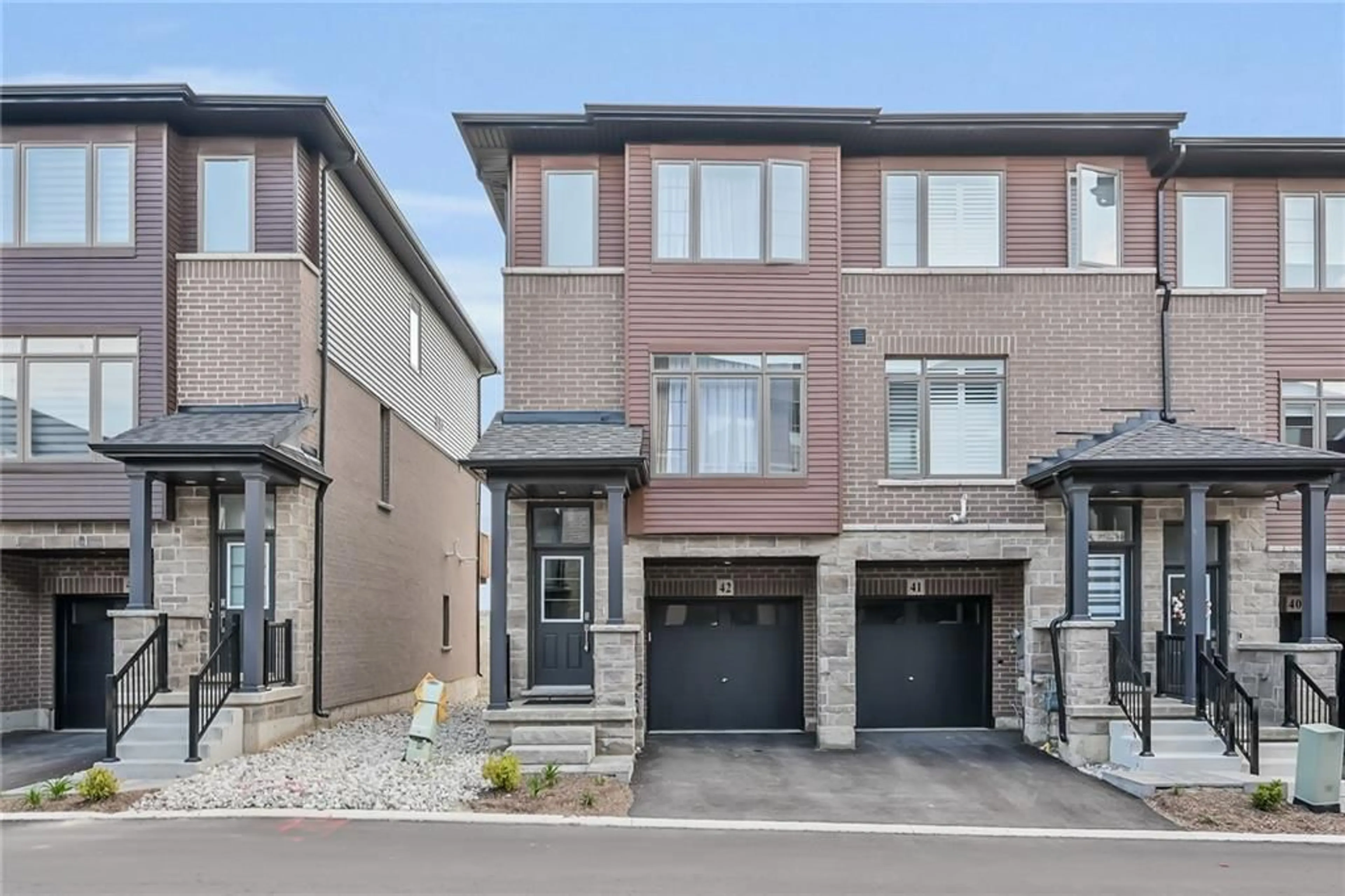 Home with brick exterior material for 61 SOHO St #42, Stoney Creek Ontario L8J 0M6