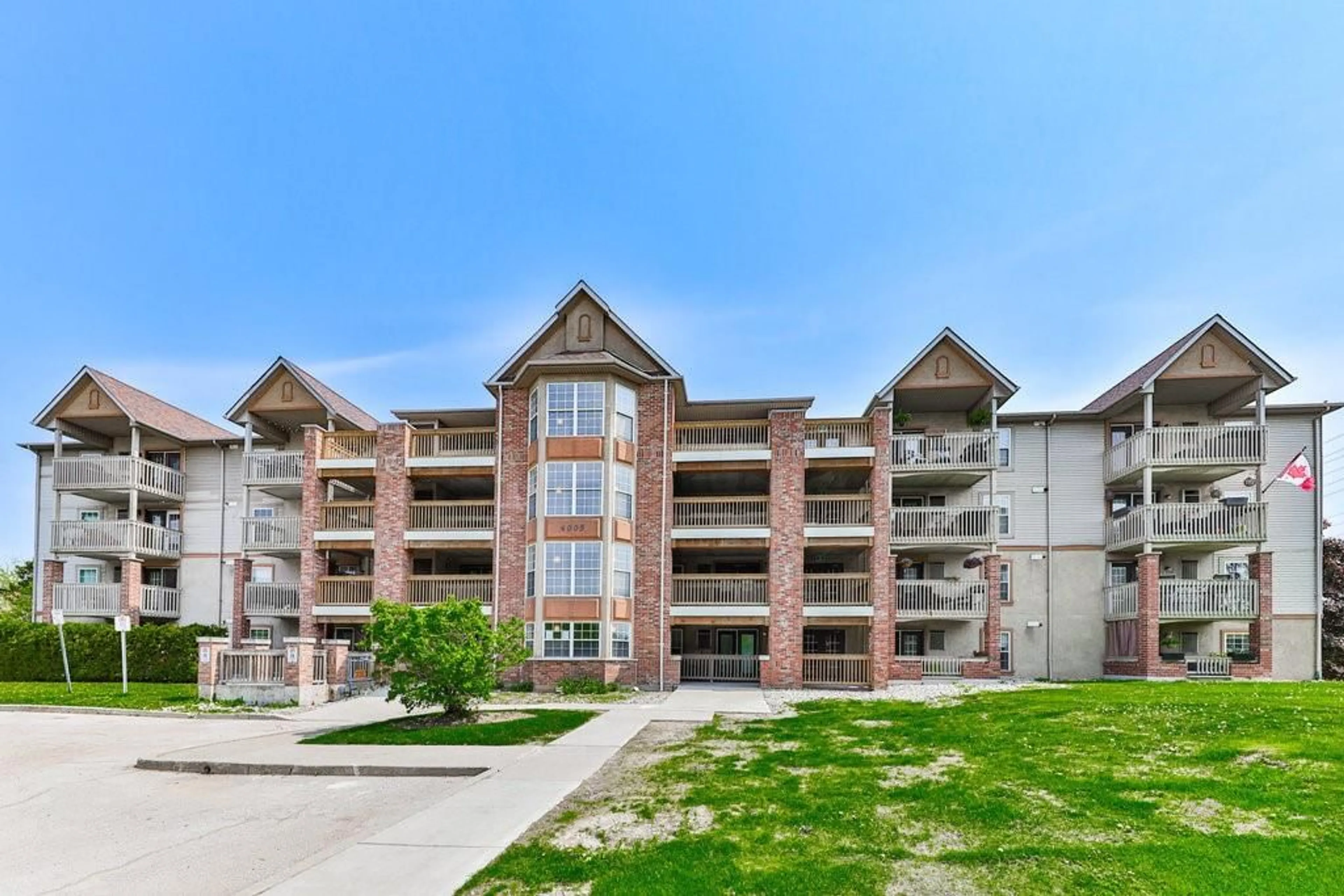 A pic from exterior of the house or condo for 4005 KILMER Dr #206, Burlington Ontario L7M 4M2