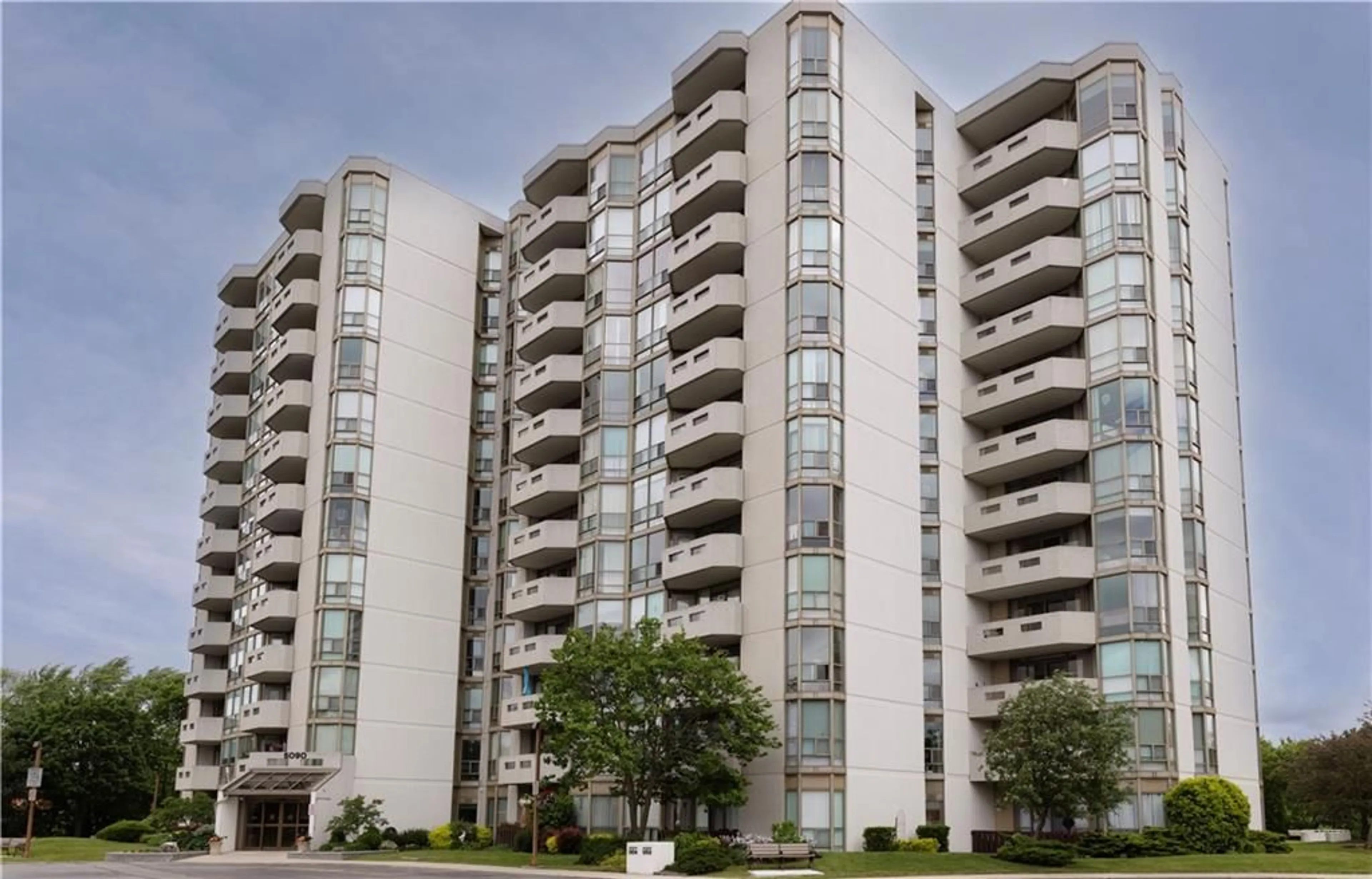 A pic from exterior of the house or condo for 5090 PINEDALE Ave #607, Burlington Ontario L7L 3V8