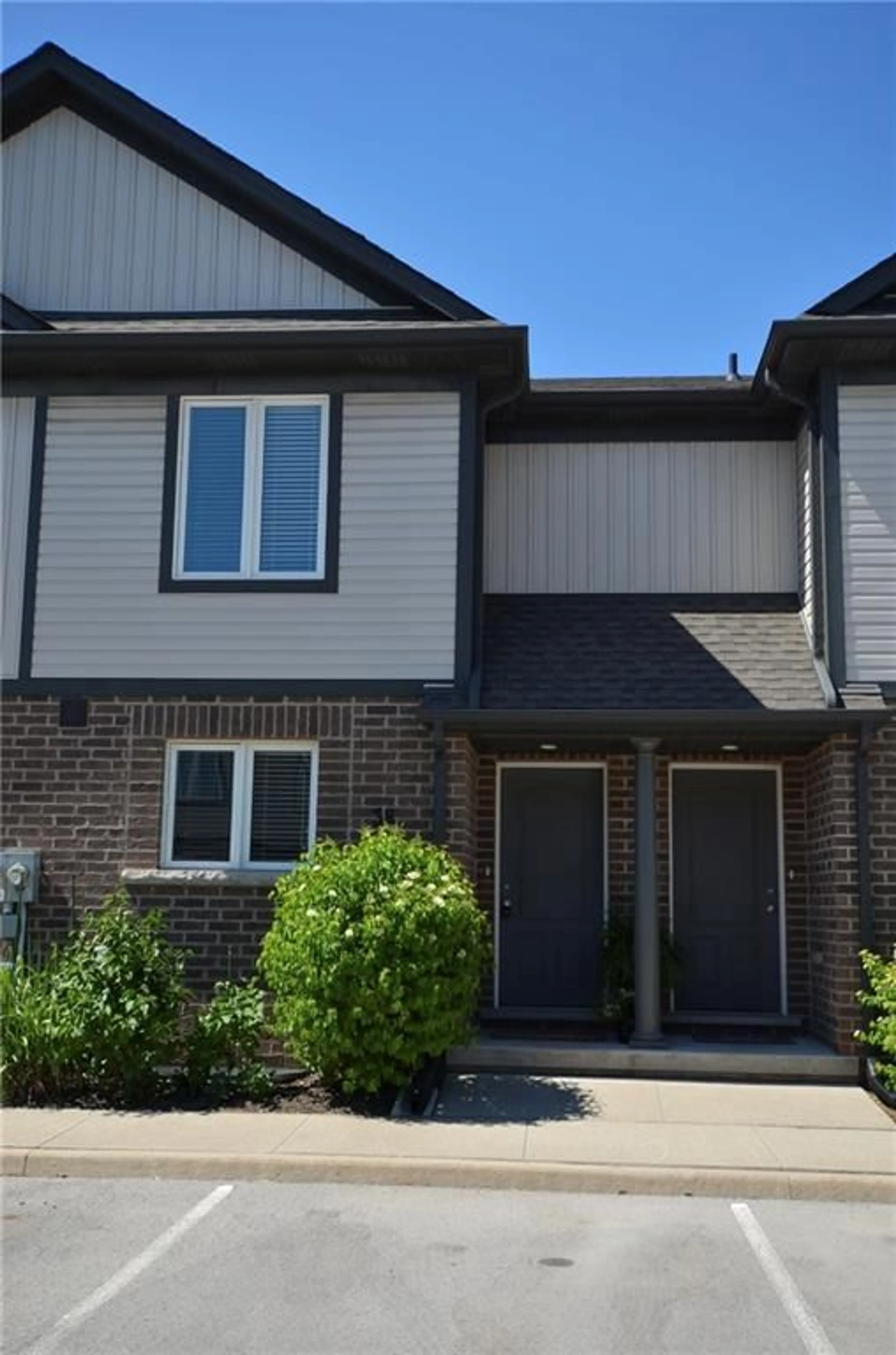 A pic from exterior of the house or condo for 7768 ASCOT Cir #38, Niagara Falls Ontario L2H 3P9