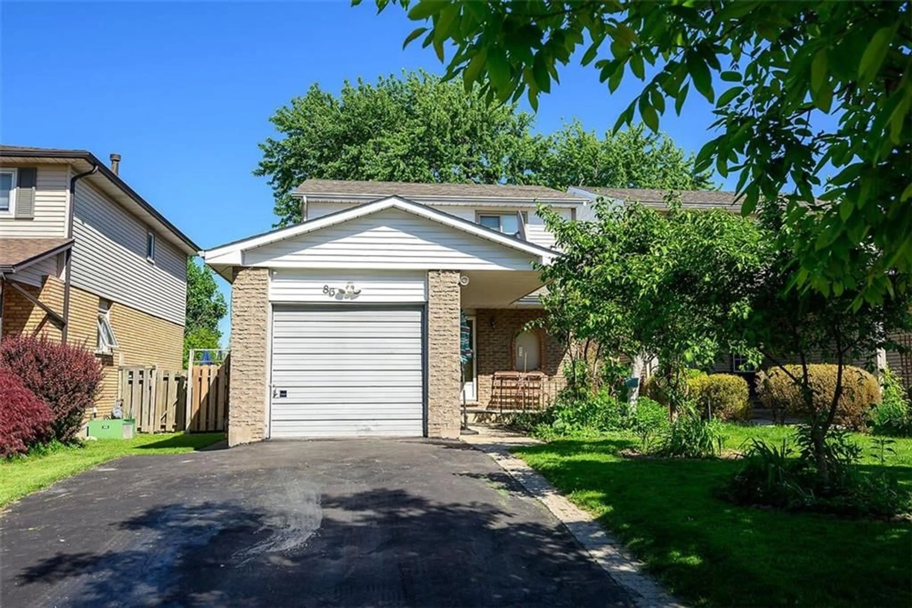 Frontside or backside of a home for 86 Birchlawn Dr, Stoney Creek Ontario L8G 4B7