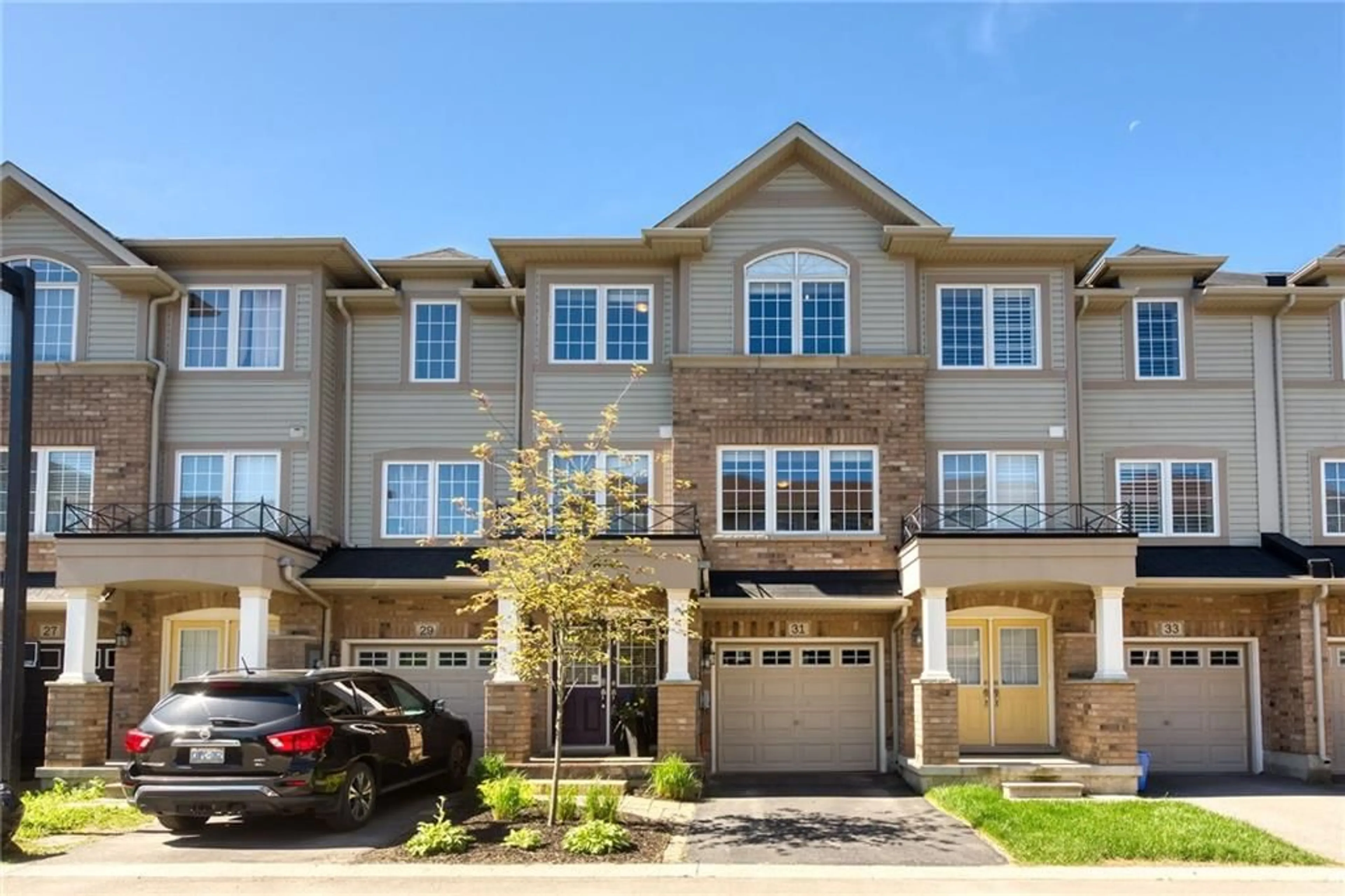 A pic from exterior of the house or condo for 31 Mayland Trail, Stoney Creek Ontario L8J 0G4