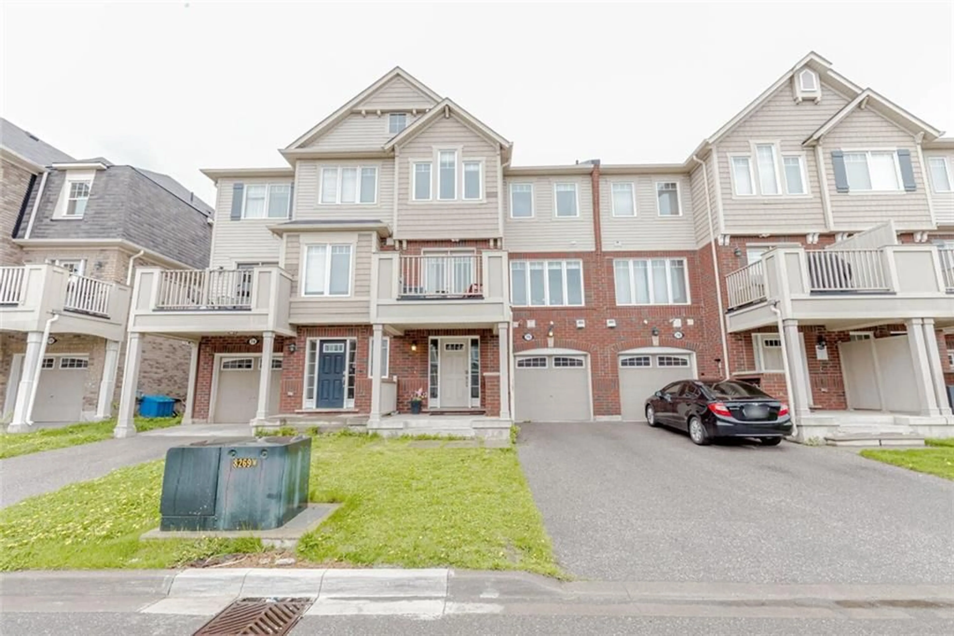 A pic from exterior of the house or condo for 76 Suitor Crt, Milton Ontario L9T 8R9