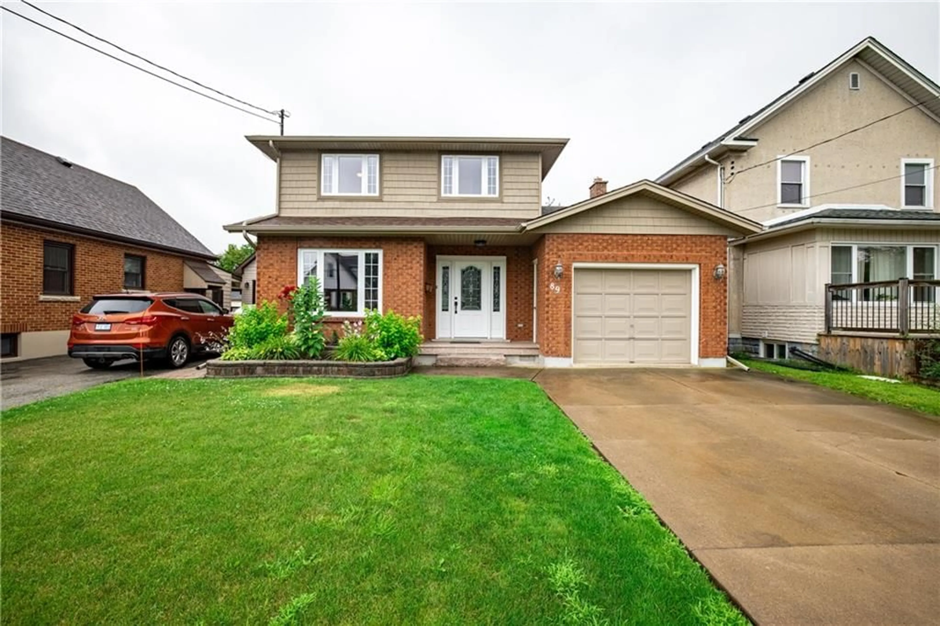 Frontside or backside of a home for 89 QUEEN St, Thorold Ontario L2V 3N8