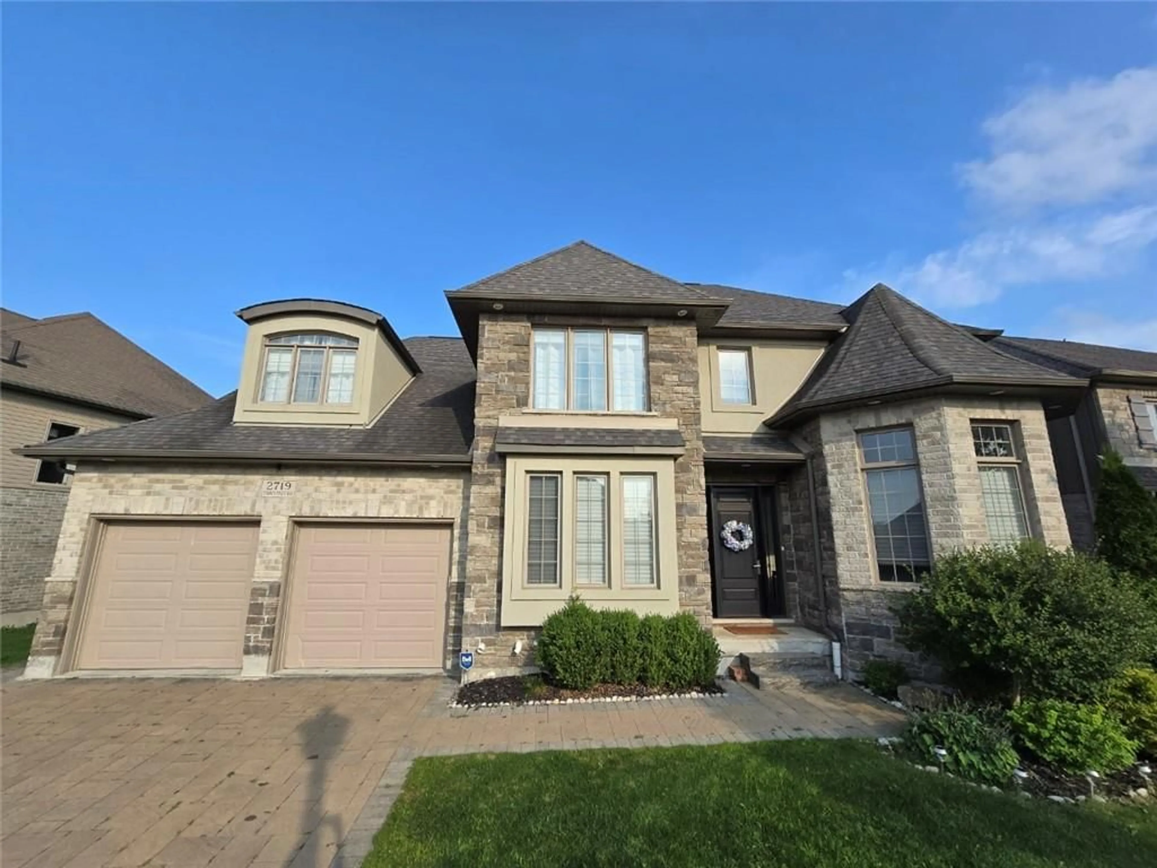 Frontside or backside of a home for 2719 Torrey Pines Way, London Ontario N6G 0K5