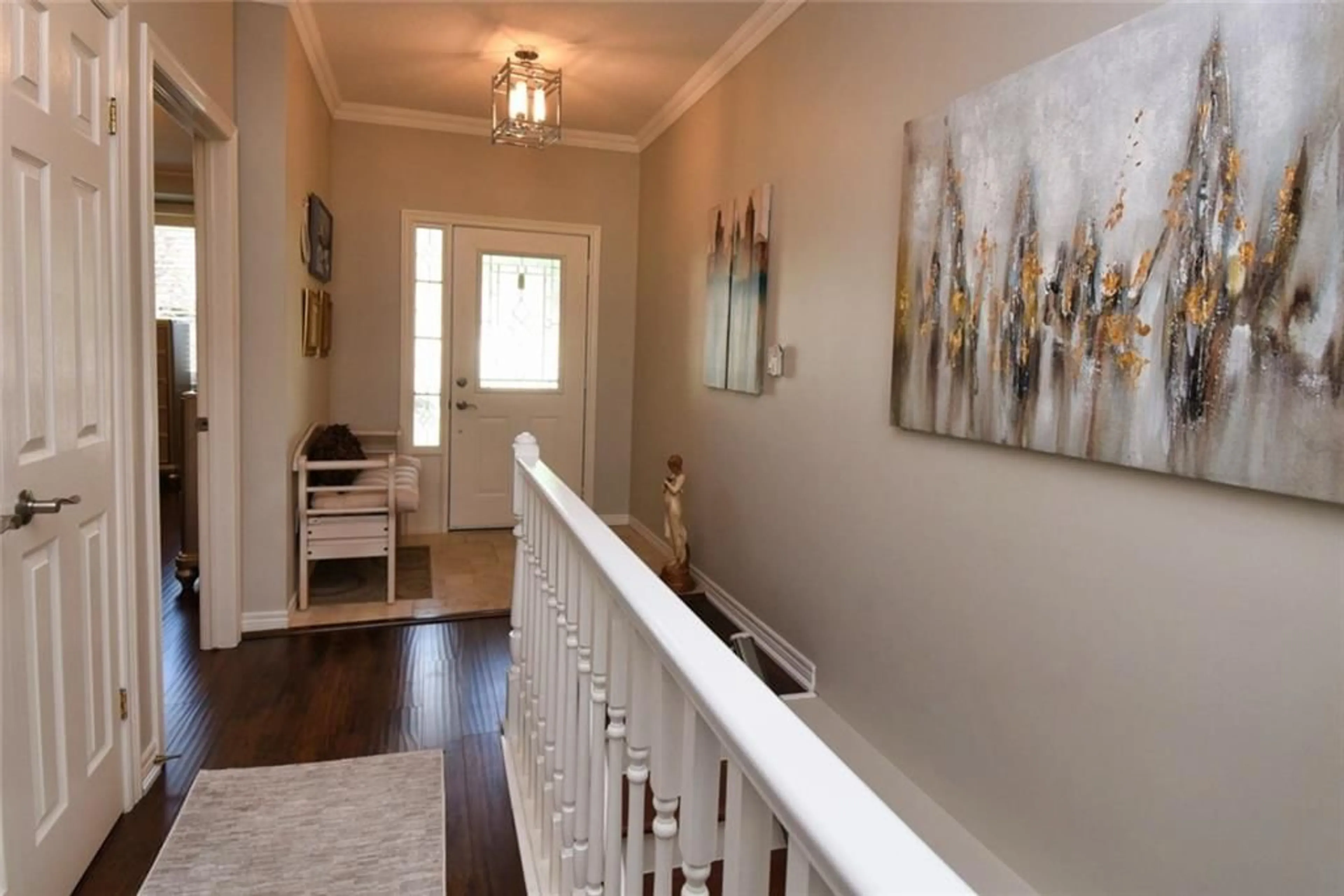 Indoor entryway, wood floors for 21 GREENTRAIL Dr, Mount Hope Ontario L0R 1W0