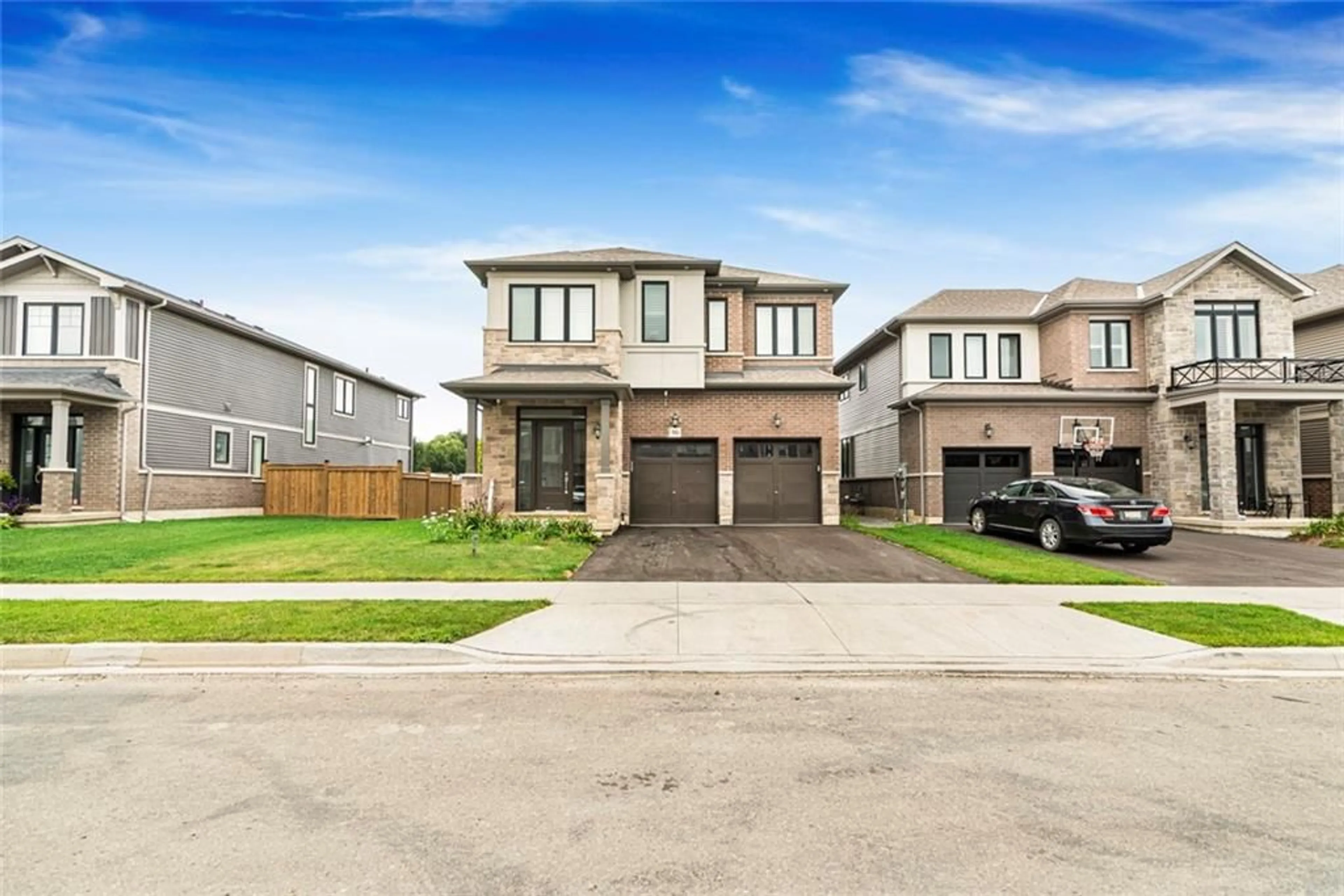 Frontside or backside of a home, the street view for 90 SPITFIRE Dr, Mount Hope Ontario L0R 1W0