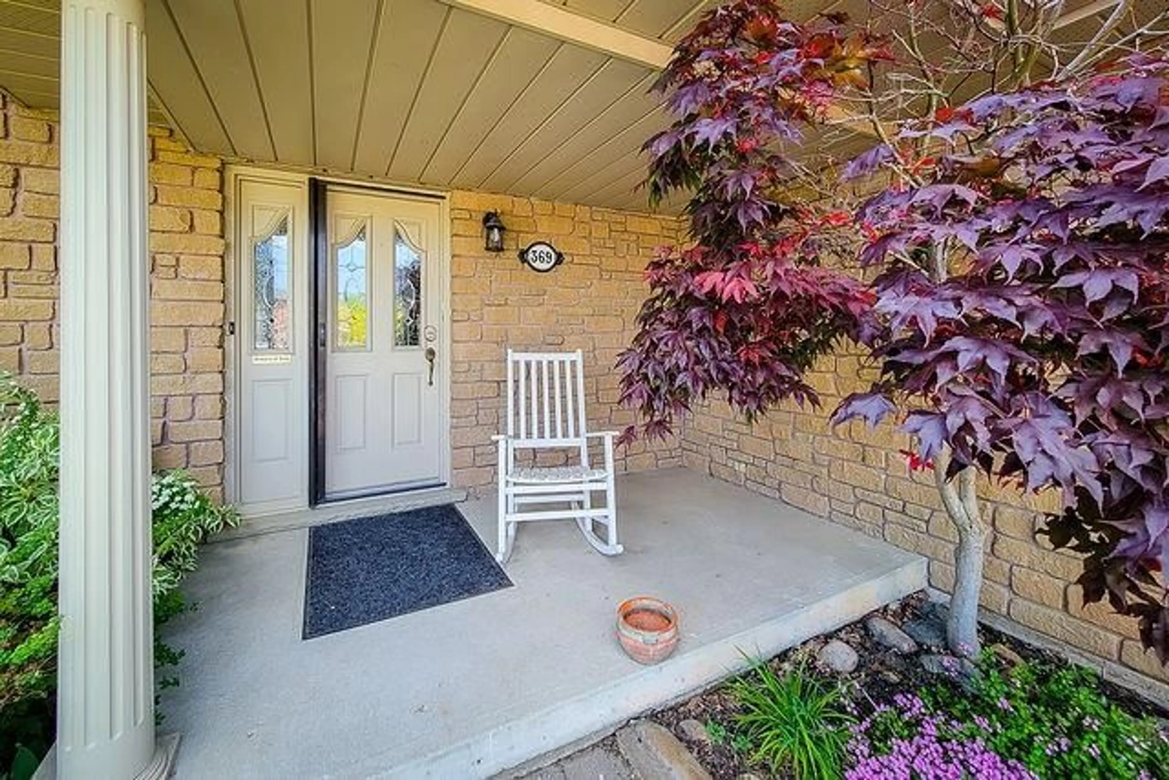 Indoor entryway, wood floors for 369 HALLER Pl, Haldimand County Ontario N3W 1E2