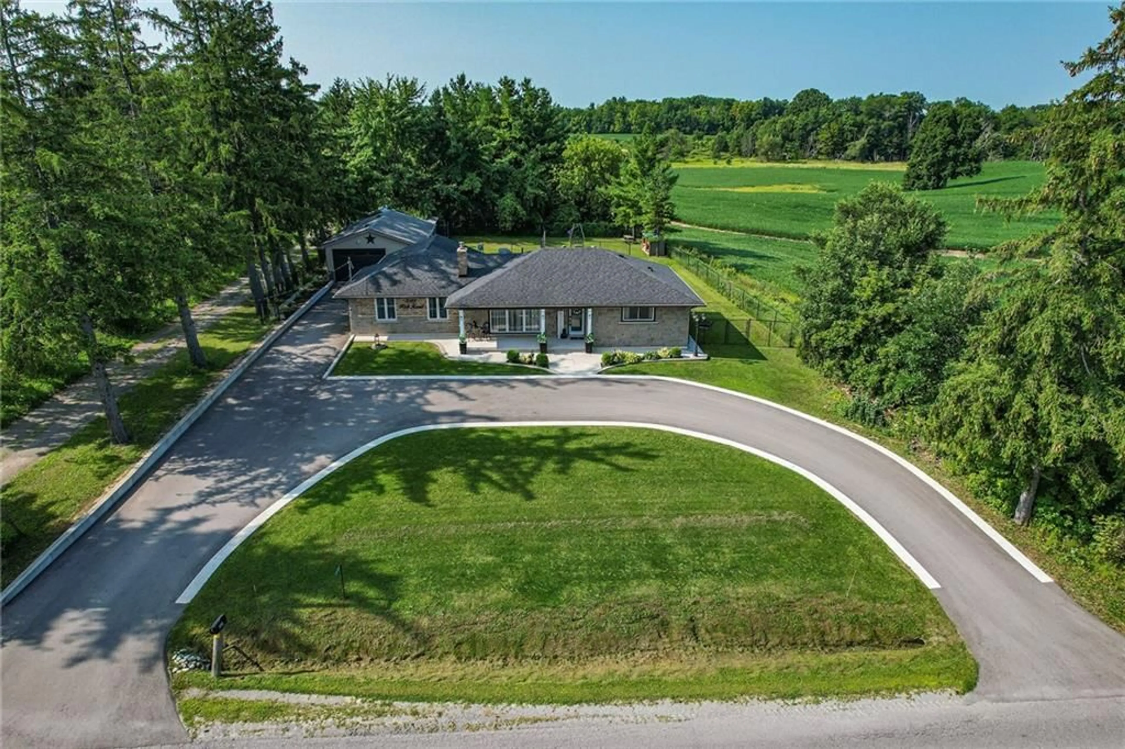 Frontside or backside of a home for 3191 KIRK Rd, Binbrook Ontario L0R 1C0