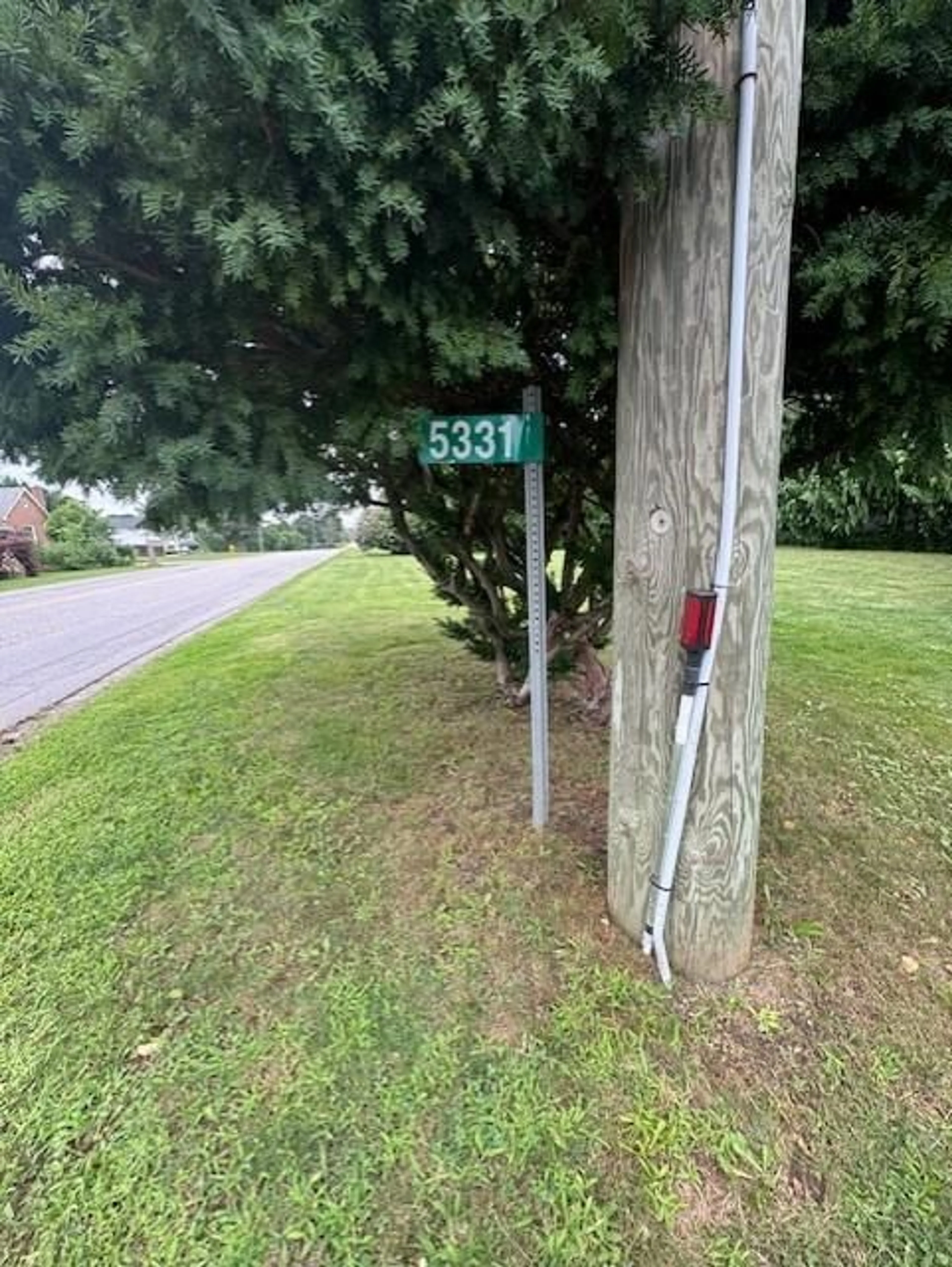 Frontside or backside of a home, the street view for 5331 GREENLANE Rd, Beamsville Ontario L0R 1B3