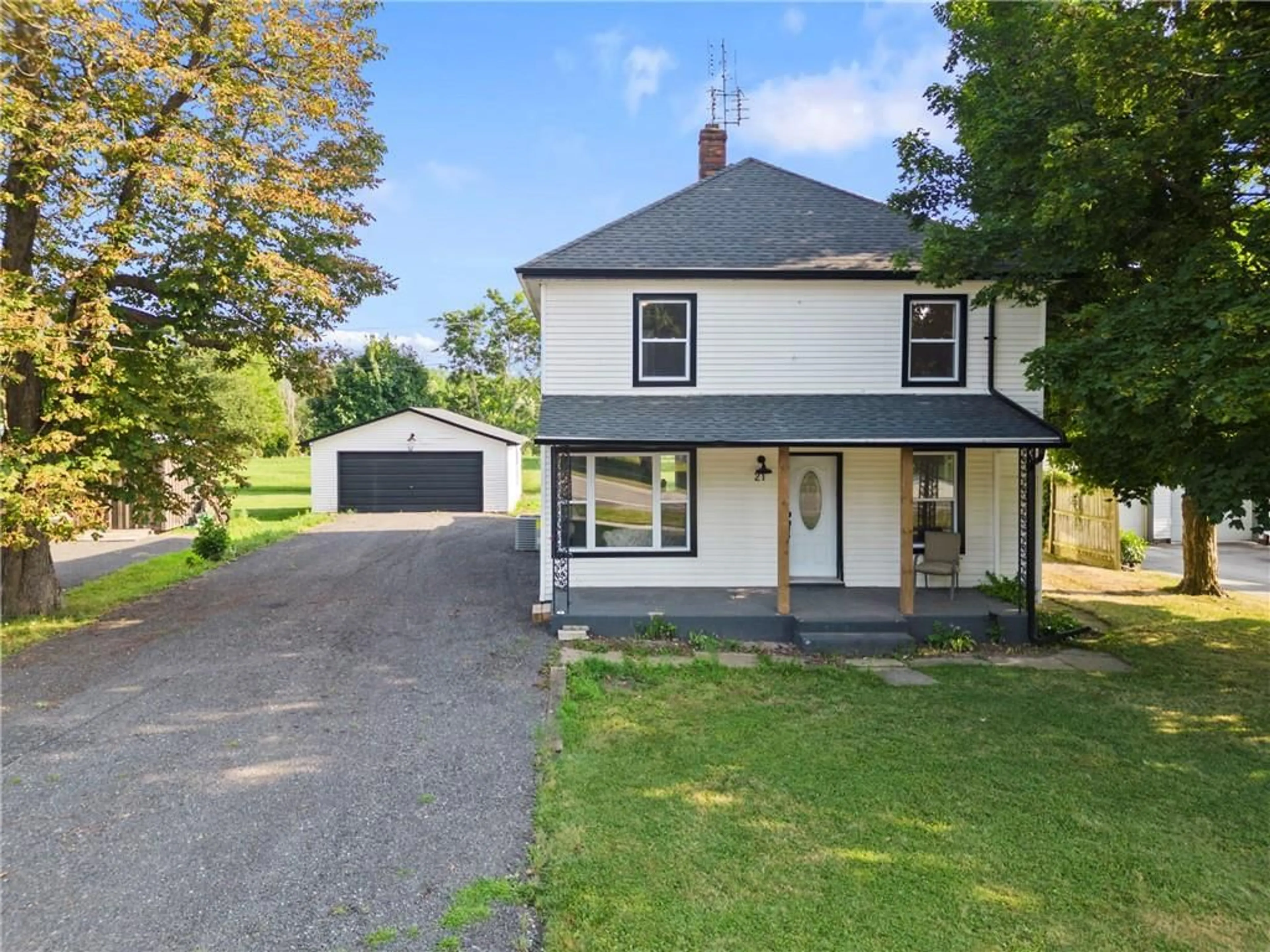 Frontside or backside of a home for 21 CANBY St, Allanburg Ontario L0S 1A0